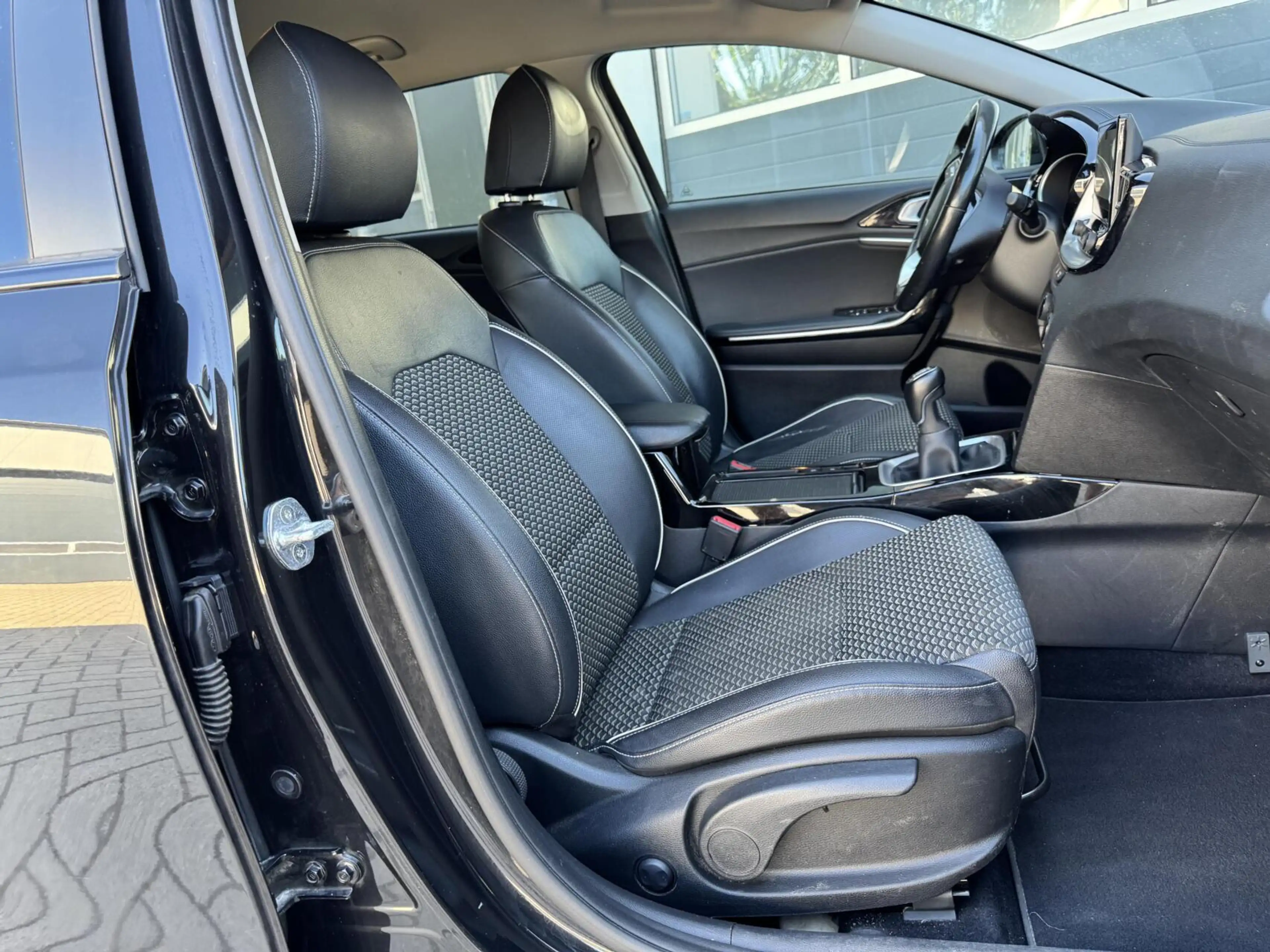 Kia Ceed SW / cee'd SW Sportswagon 1.0 T-GDi DynamicPlusLine | LED | Came — photo 21