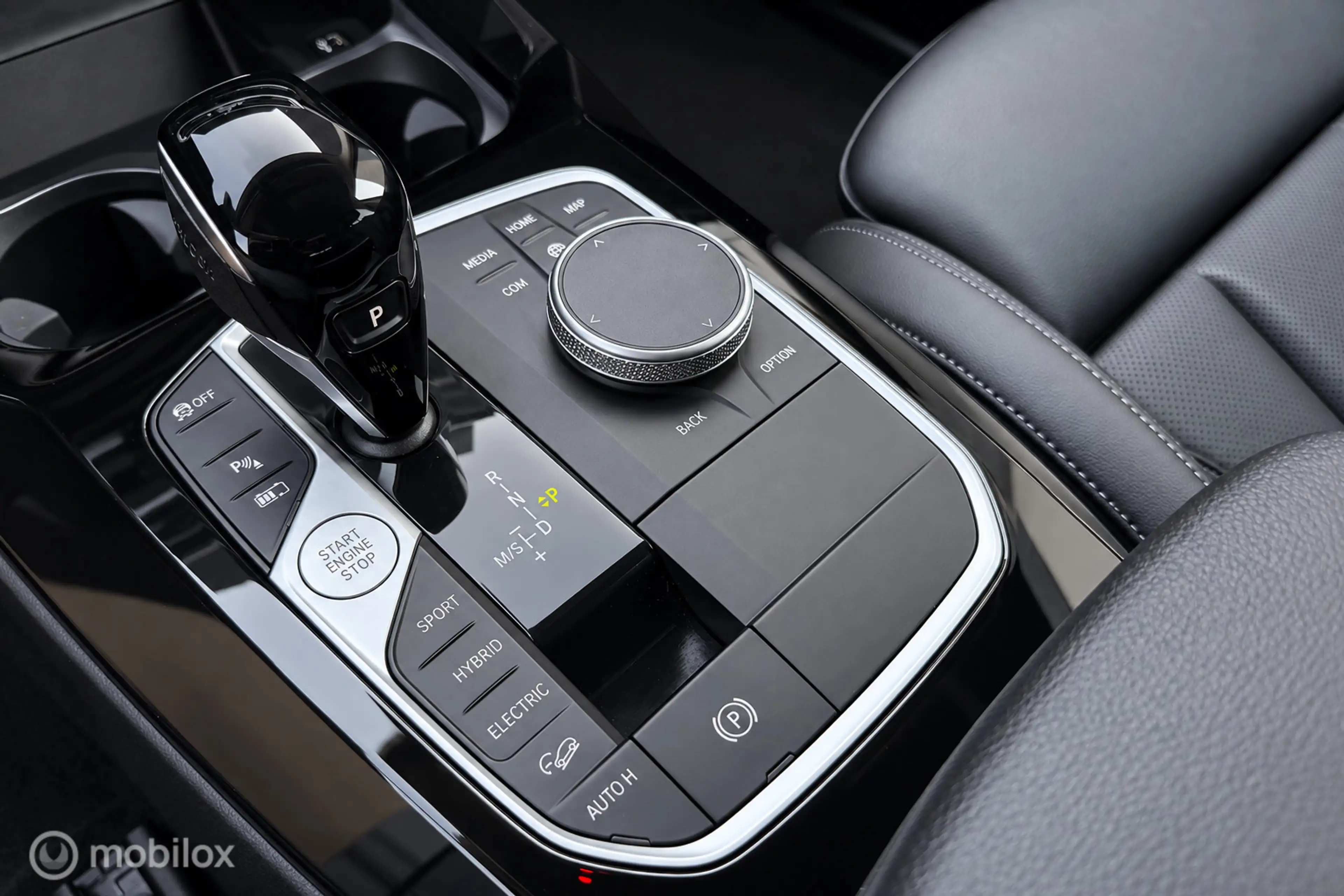 BMW X3 xDrive30e Business Edition Plus — photo 13
