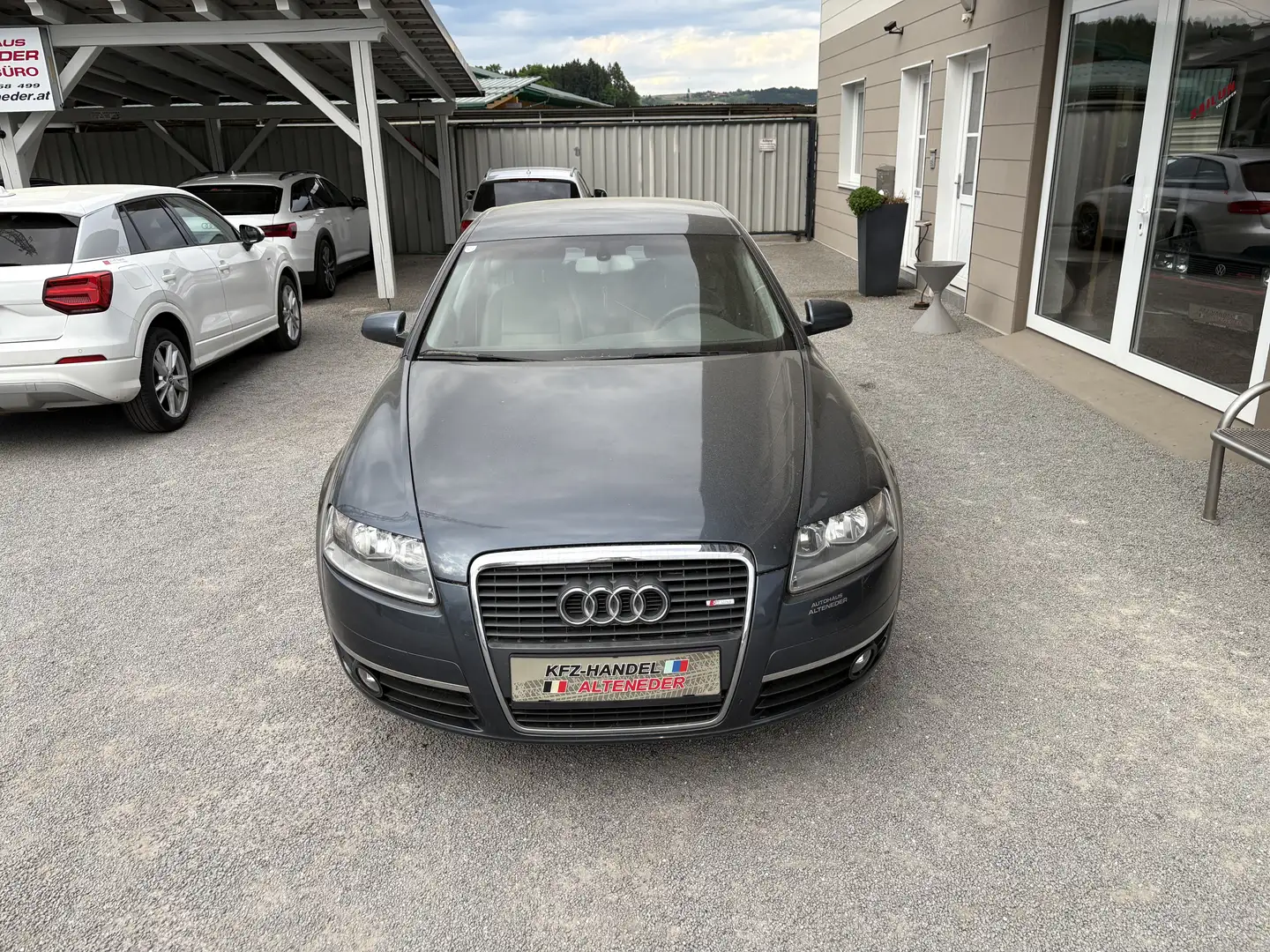 Audi A6 A6 2,4 V6 Multitronic *NAVI*KLIMA*AHK* Blau - 2