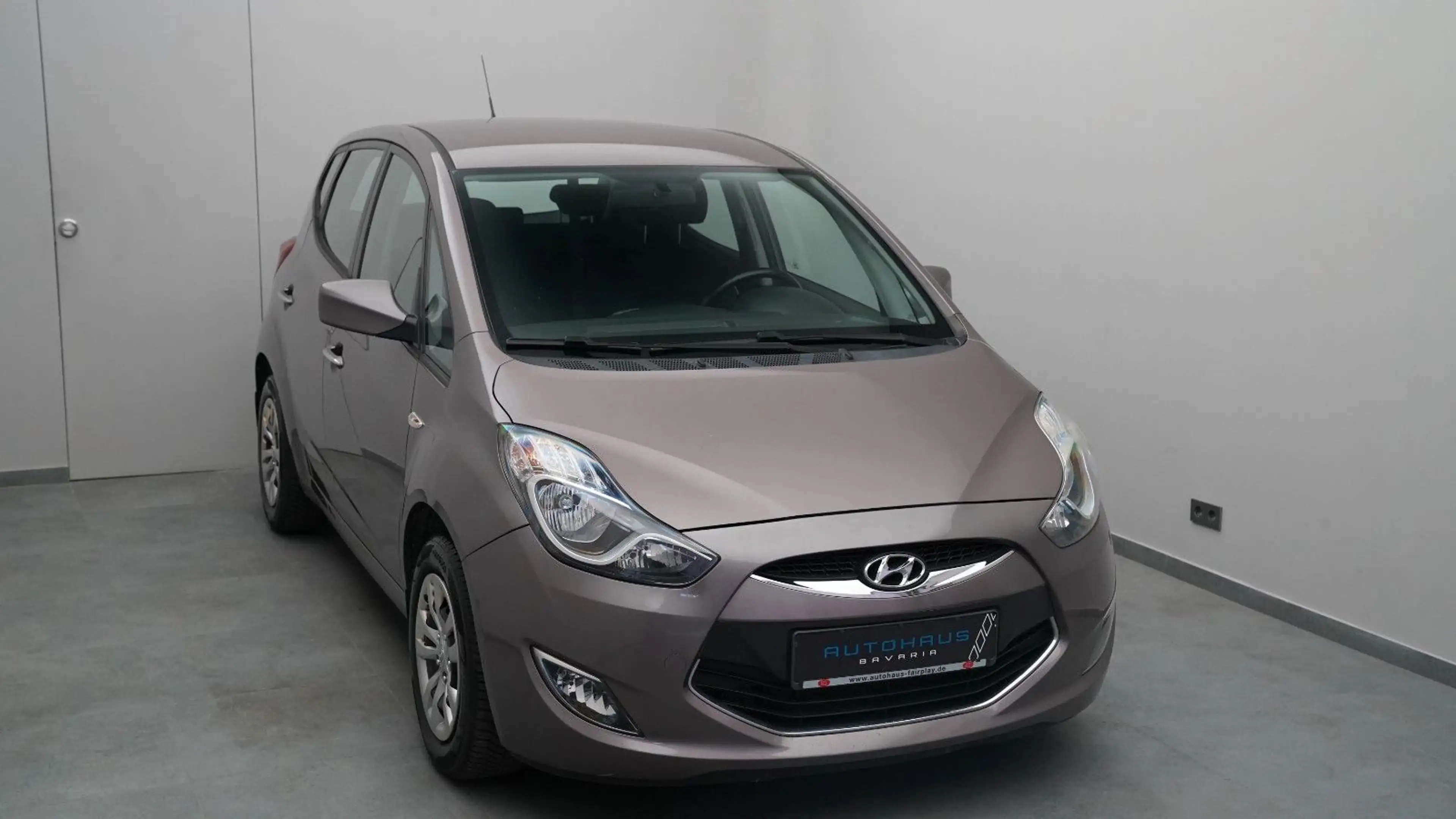 Hyundai iX20 1.6 Comfort *KLIMA*BLUETOOTH*PDC*SHZ* — photo 4
