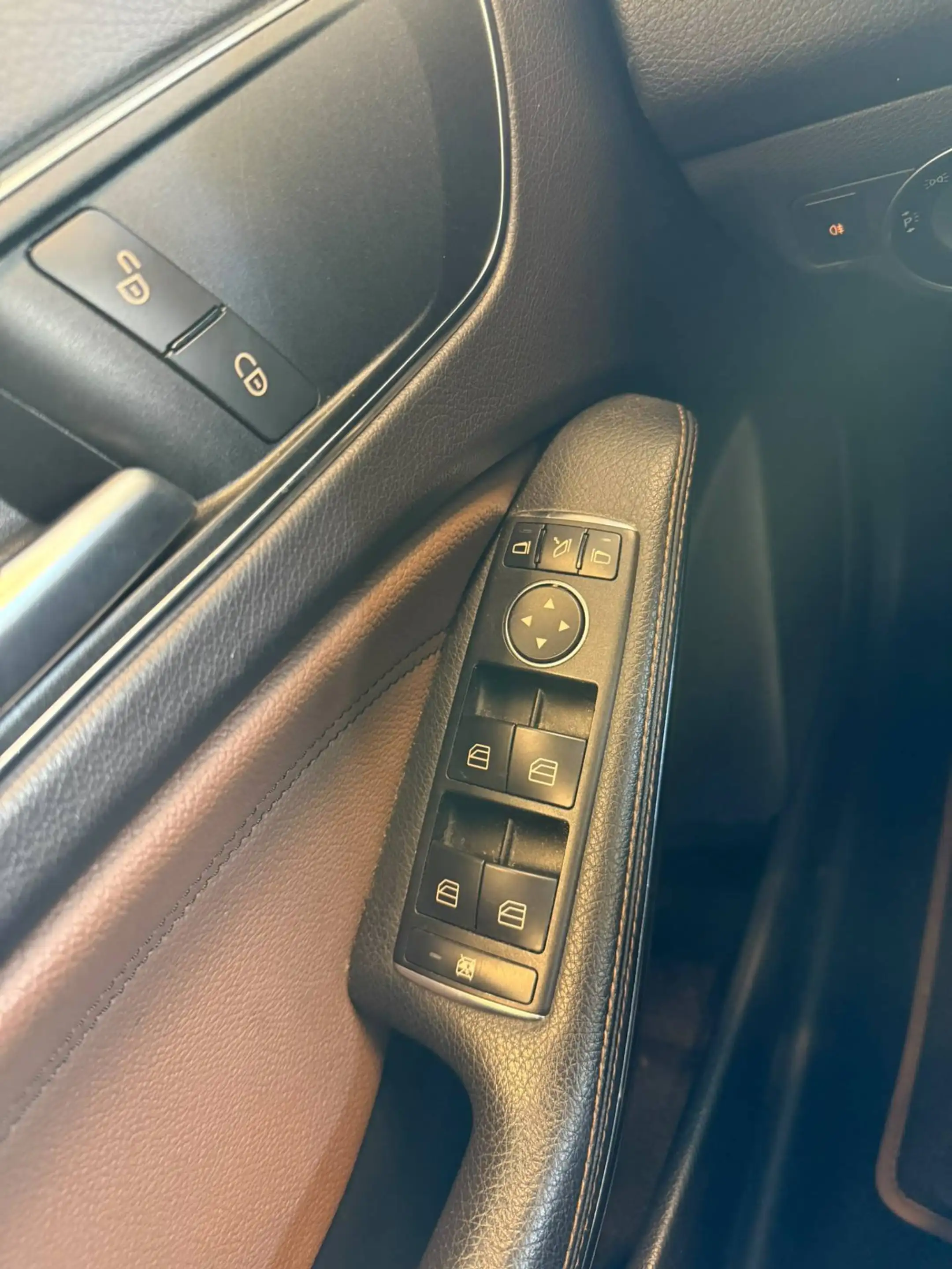 Mercedes-Benz GLA 200 Edition 1 AMG | Cruise control | Climate control | — photo 22