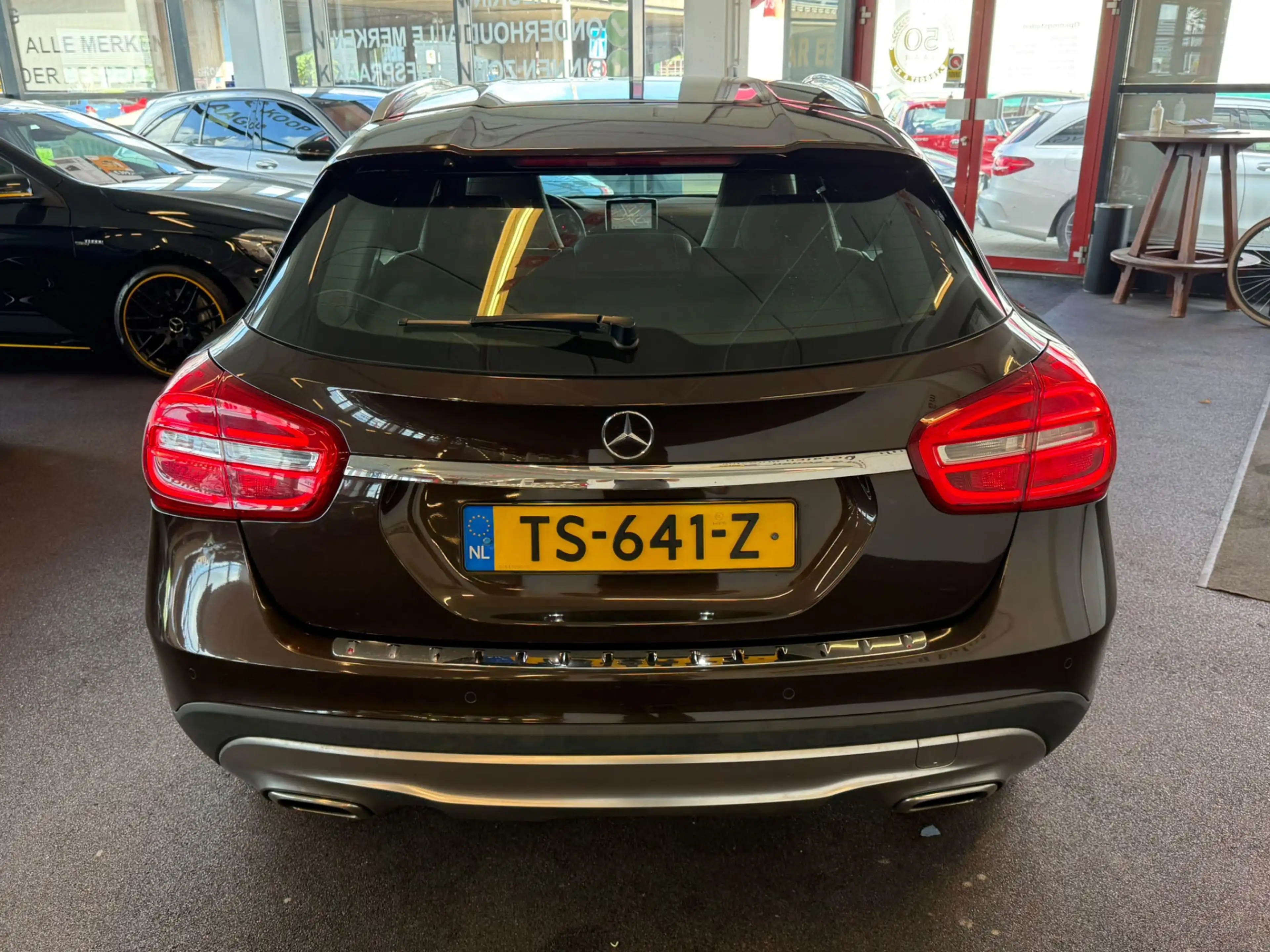 Mercedes-Benz GLA 200 Edition 1 AMG | Cruise control | Climate control | — photo 6