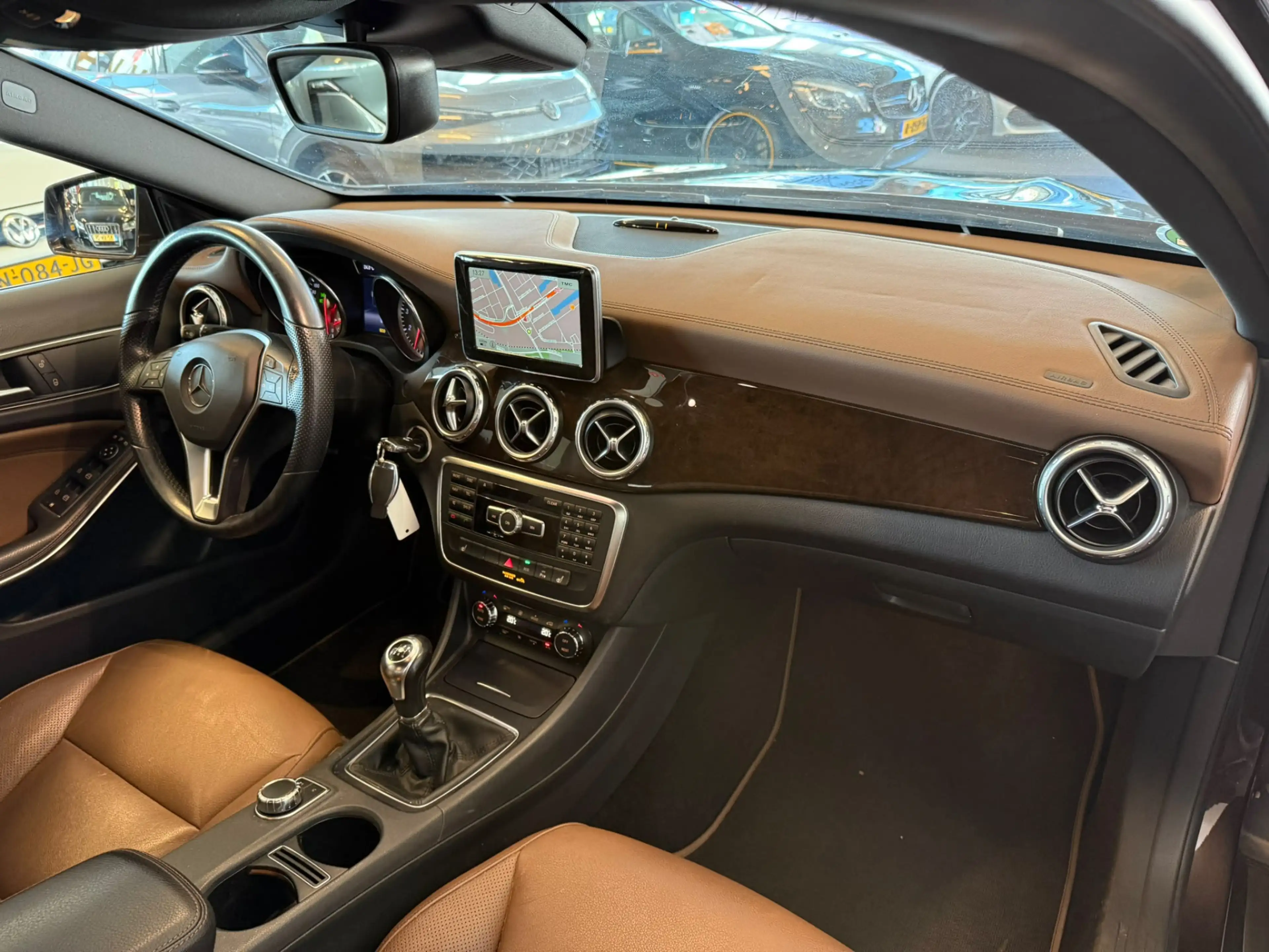 Mercedes-Benz GLA 200 Edition 1 AMG | Cruise control | Climate control | — photo 2