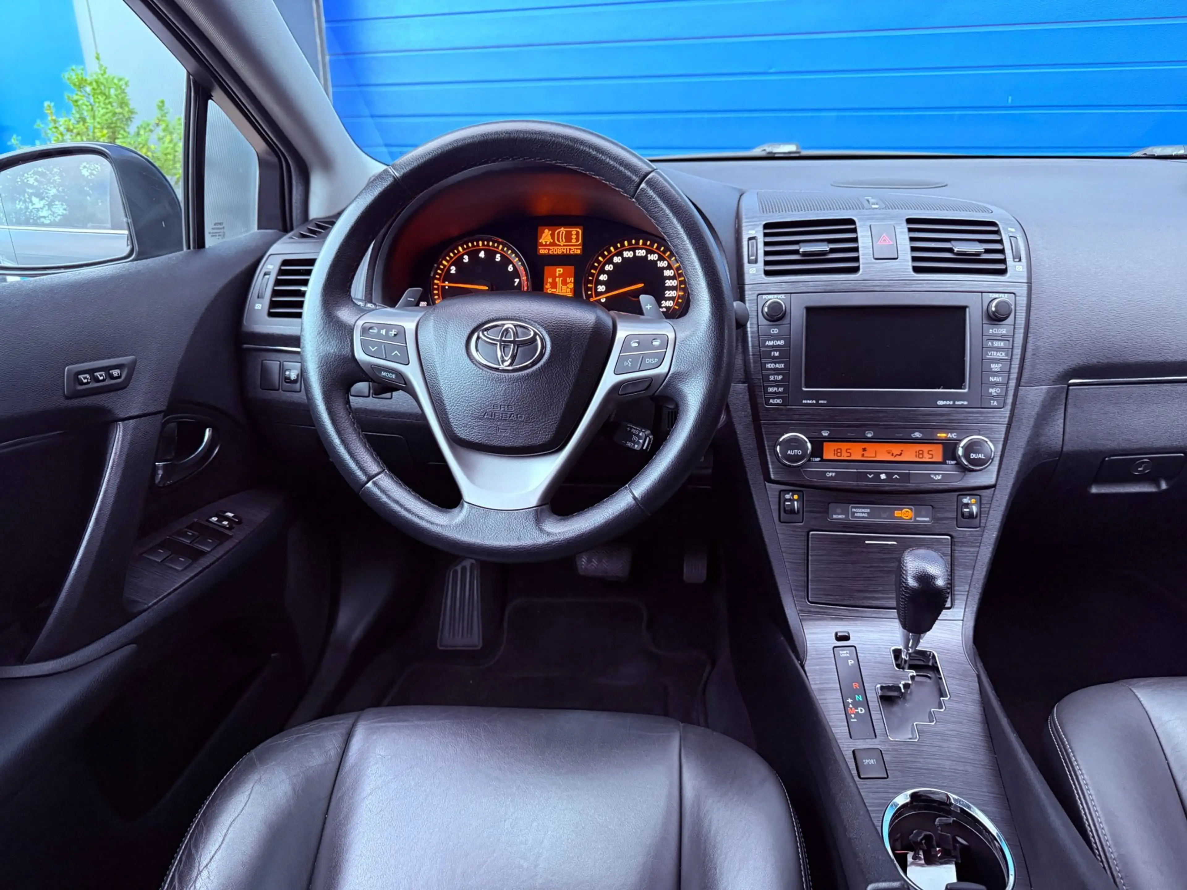 Toyota Avensis Wagon 2.0 VVTi Executive Business Automaat|Leder|N — photo 6