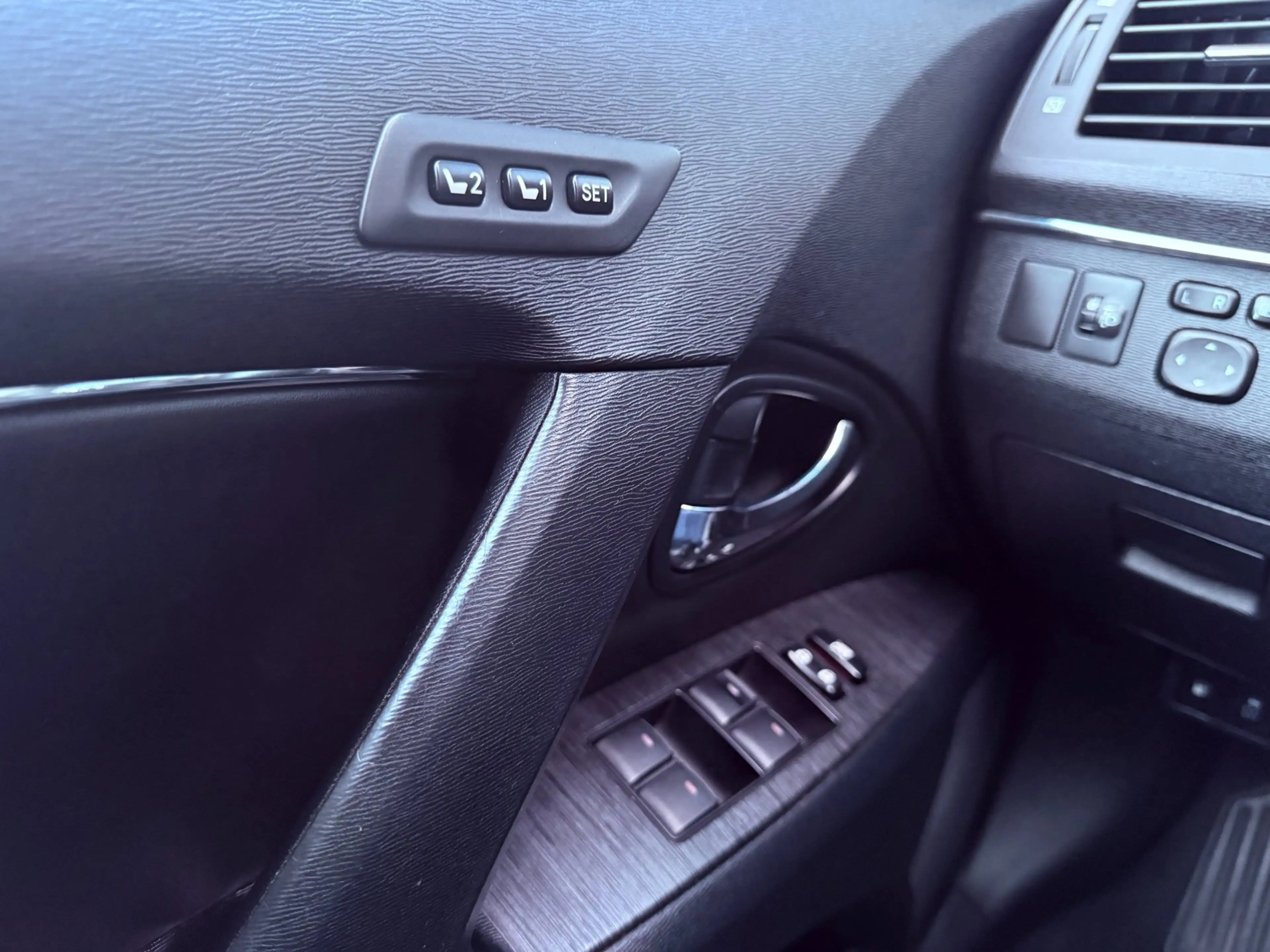 Toyota Avensis Wagon 2.0 VVTi Executive Business Automaat|Leder|N — photo 12
