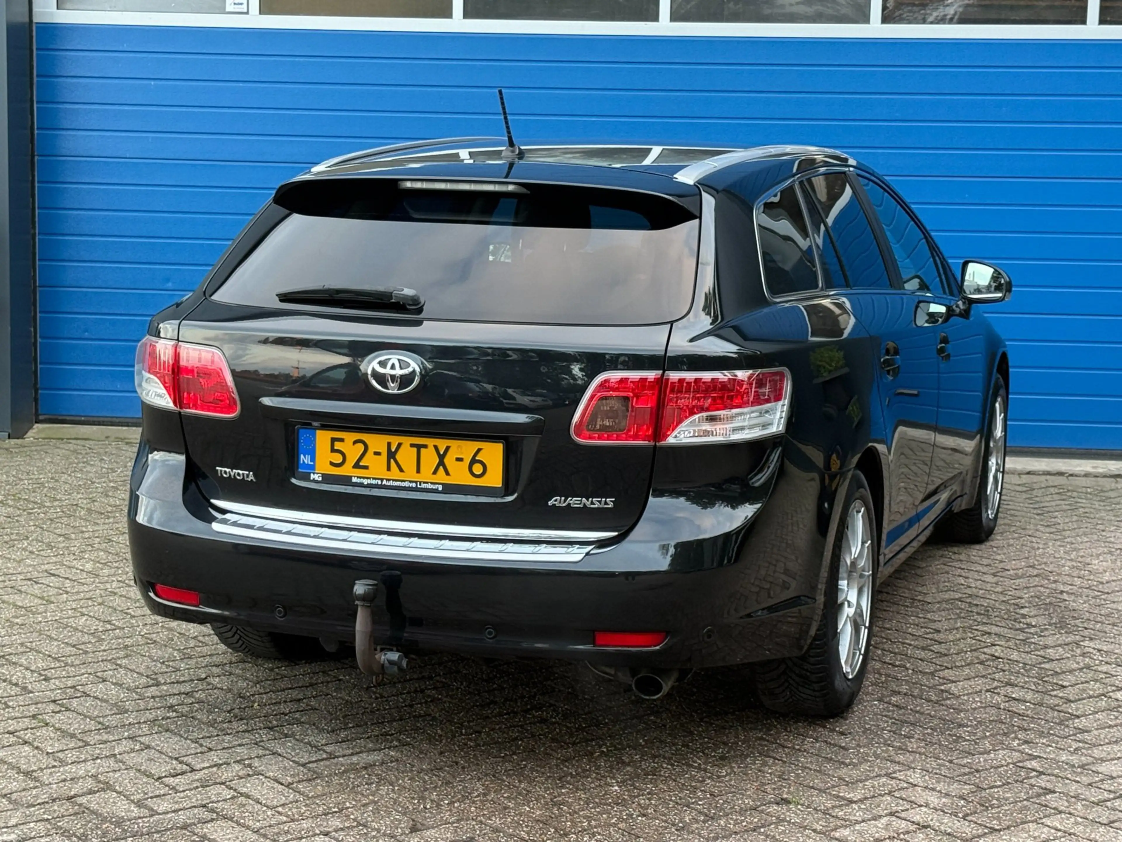 Toyota Avensis Wagon 2.0 VVTi Executive Business Automaat|Leder|N — photo 4