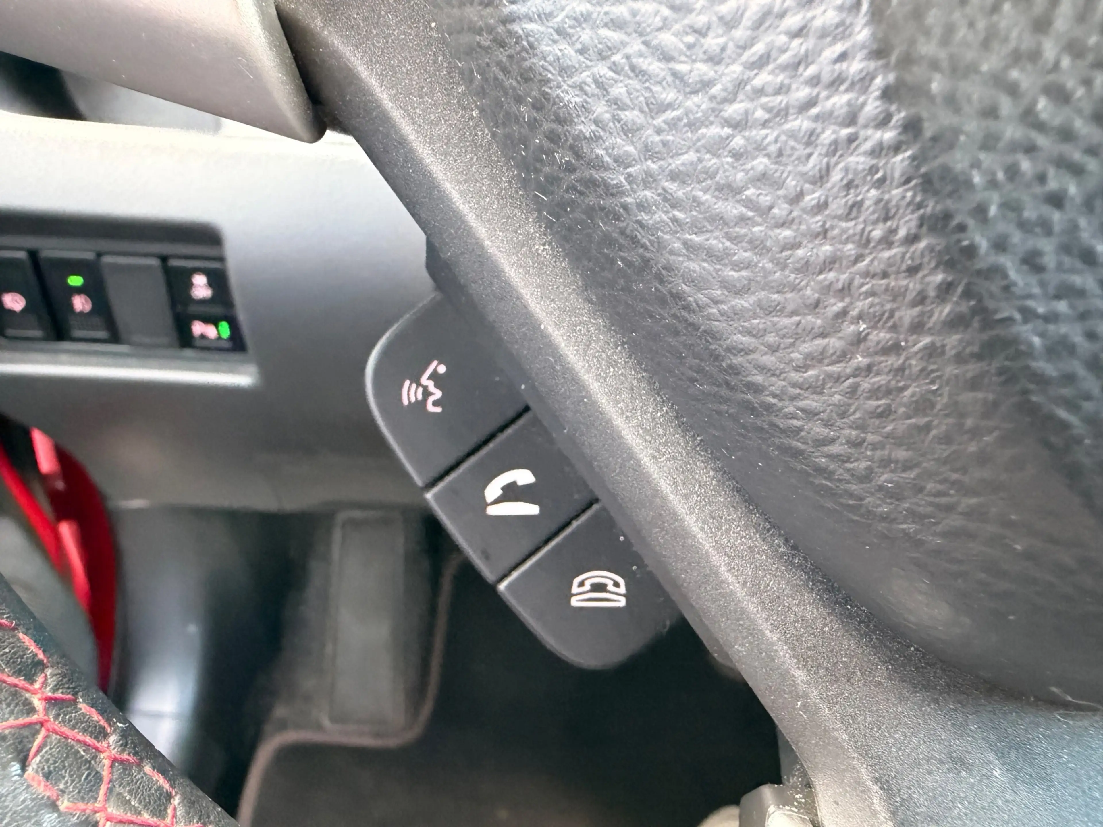 Suzuki Swift 1.6 Sport/Navi/keyless/Cruise-c/Xenon/Climate-c/Pd — photo 26
