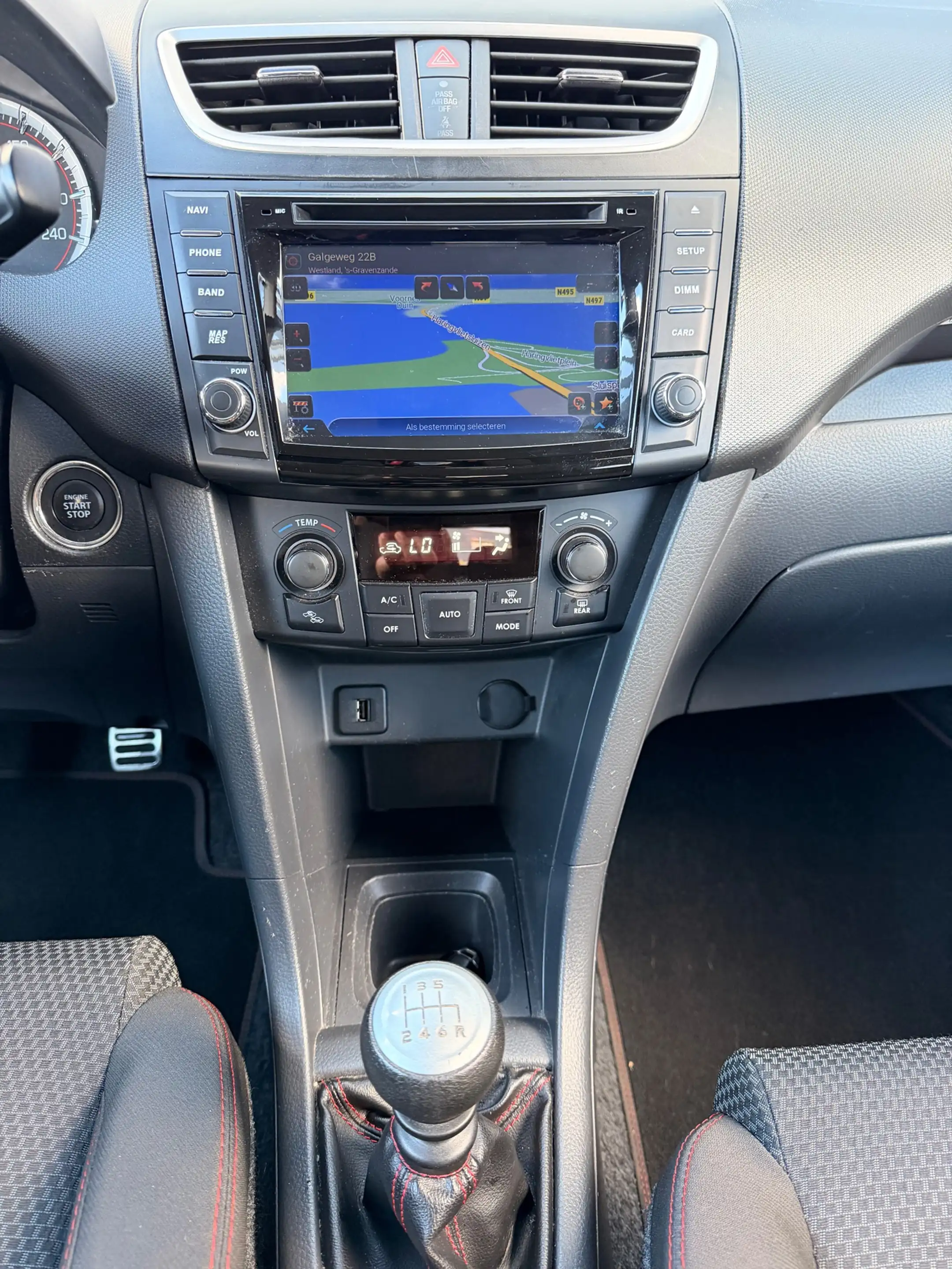 Suzuki Swift 1.6 Sport/Navi/keyless/Cruise-c/Xenon/Climate-c/Pd — photo 19