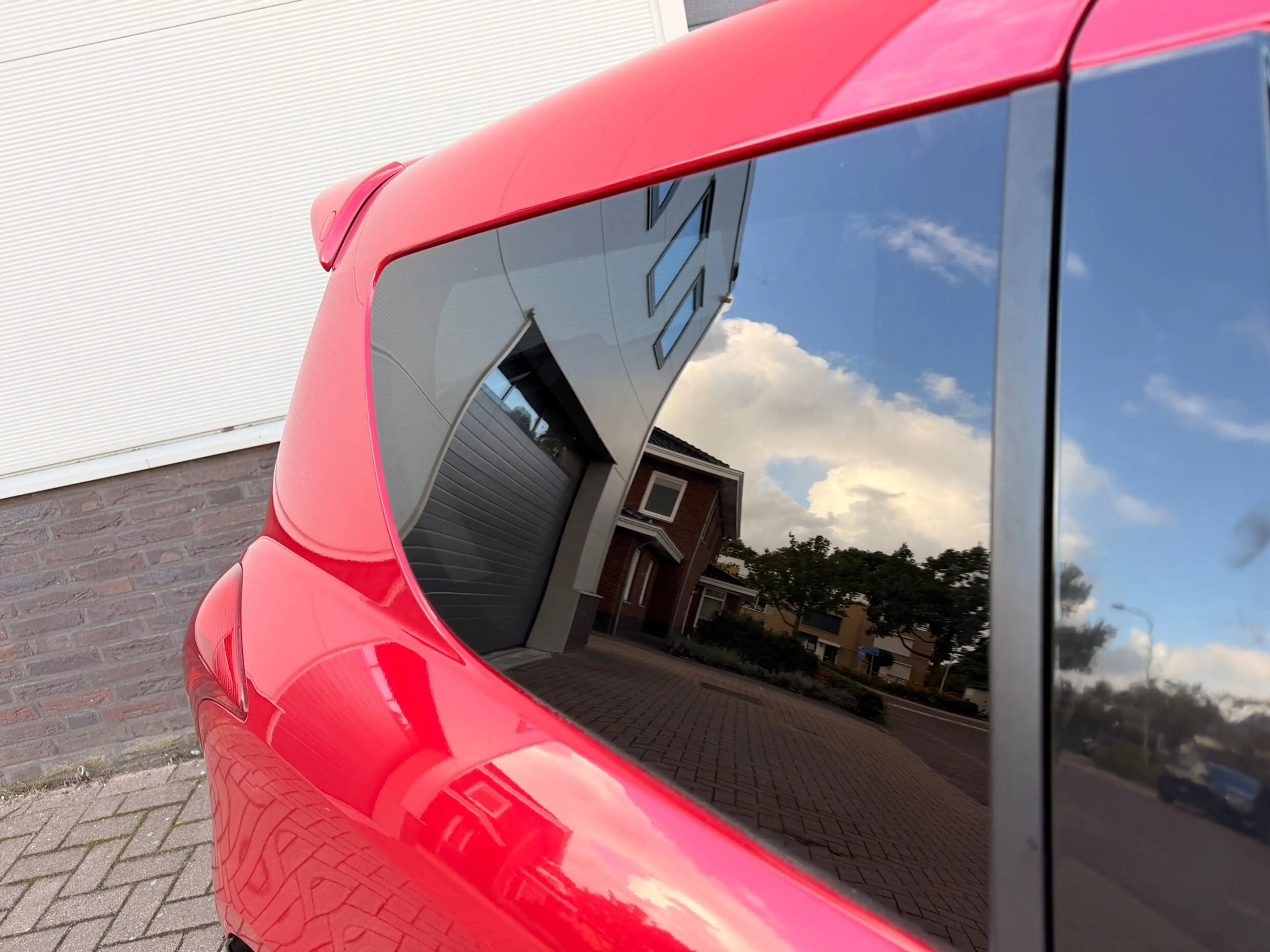 Suzuki Swift 1.6 Sport/Navi/keyless/Cruise-c/Xenon/Climate-c/Pd — photo 15