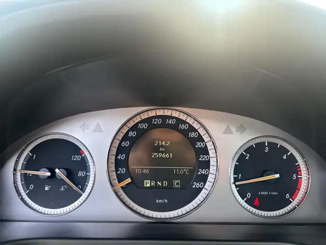 Mercedes-Benz C-Class view 14