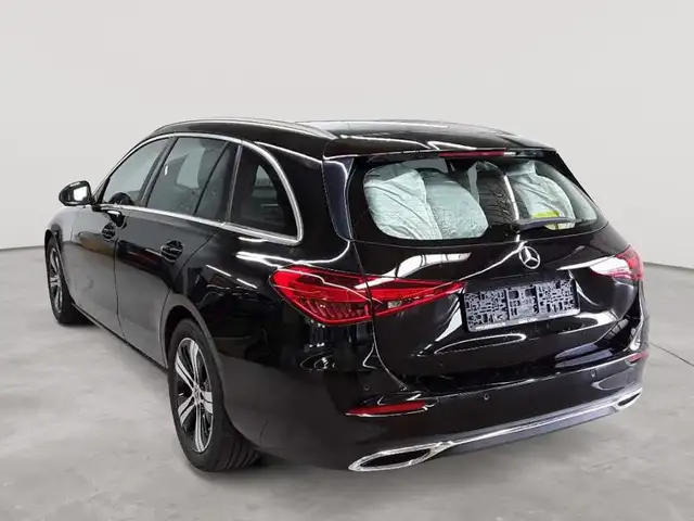 Mercedes-Benz C-Class view 5