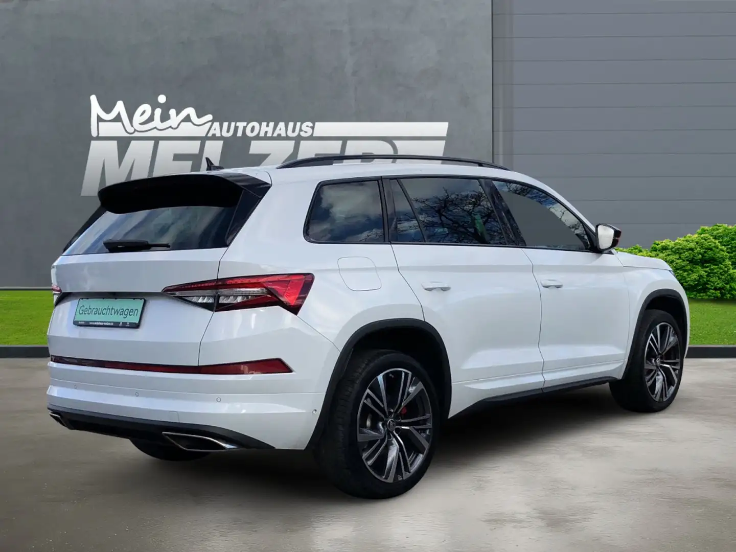 Skoda Kodiaq RS 2.0 TSI DSG 4x4 AHK+NAVI+PANO+STANDHZG Klima Weiß - 2