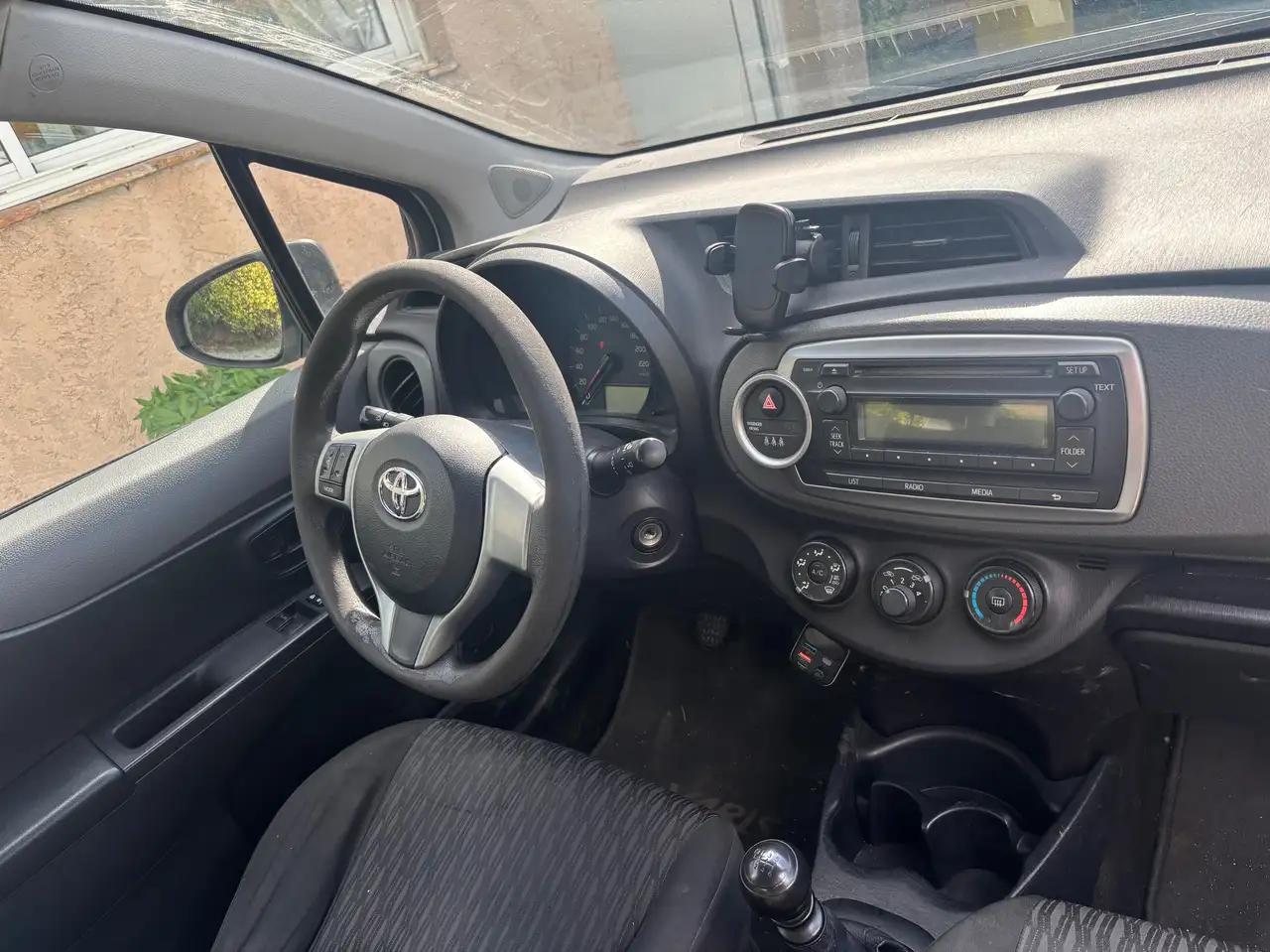 Toyota Yaris Yaris — photo 5