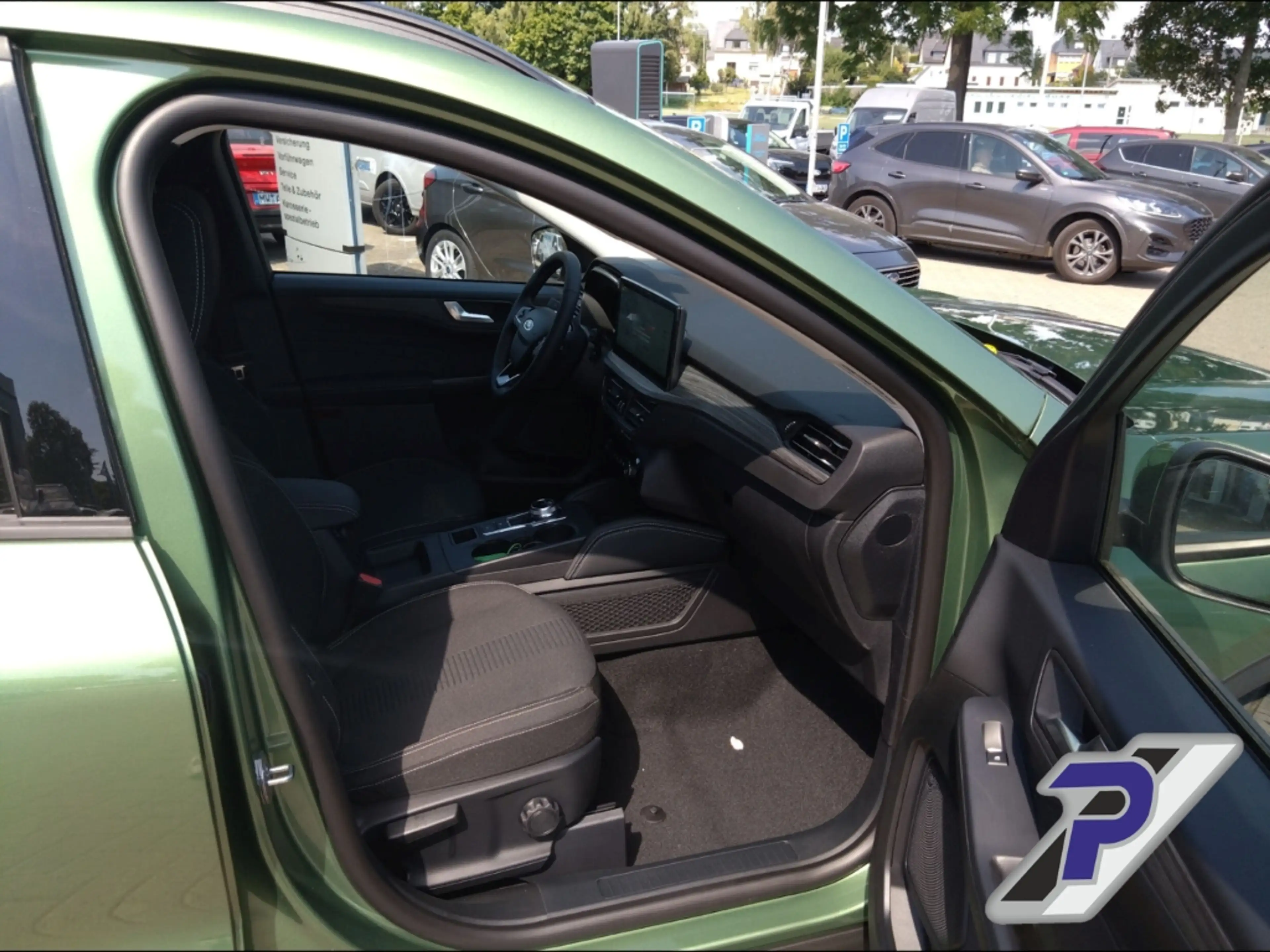 Ford Kuga Hybrid FHEV Active MATRIX-LED+HEAD-UP+WINTER-PAKET — photo 14
