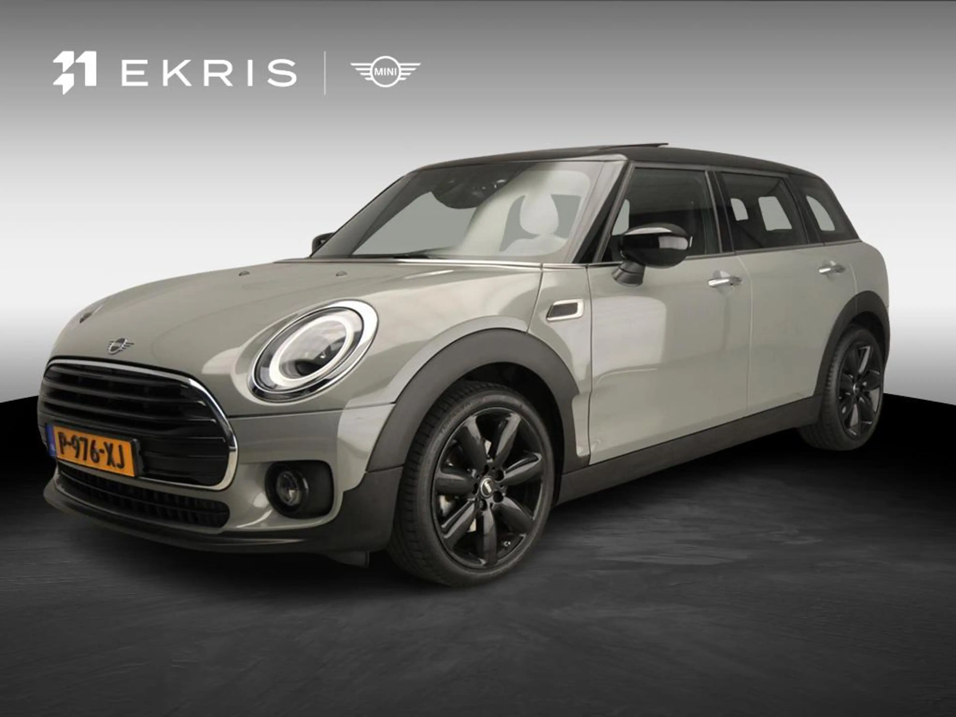 MINI Cooper Clubman 1.5 | LED | Leder | Navigatie | Panoramadak | Spor