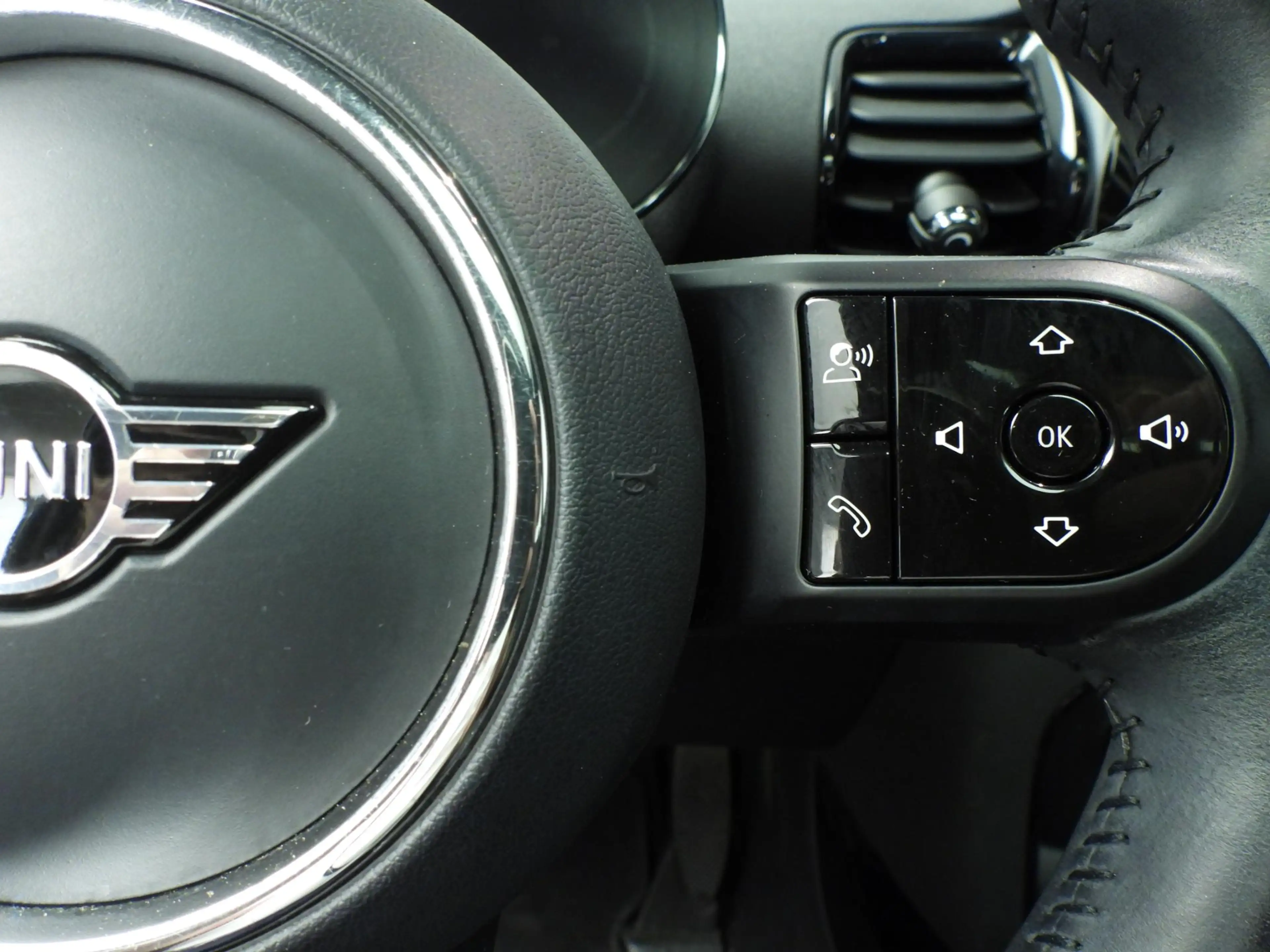 MINI Cooper Clubman 1.5 | LED | Leder | Navigatie | Panoramadak | Spor — photo 15