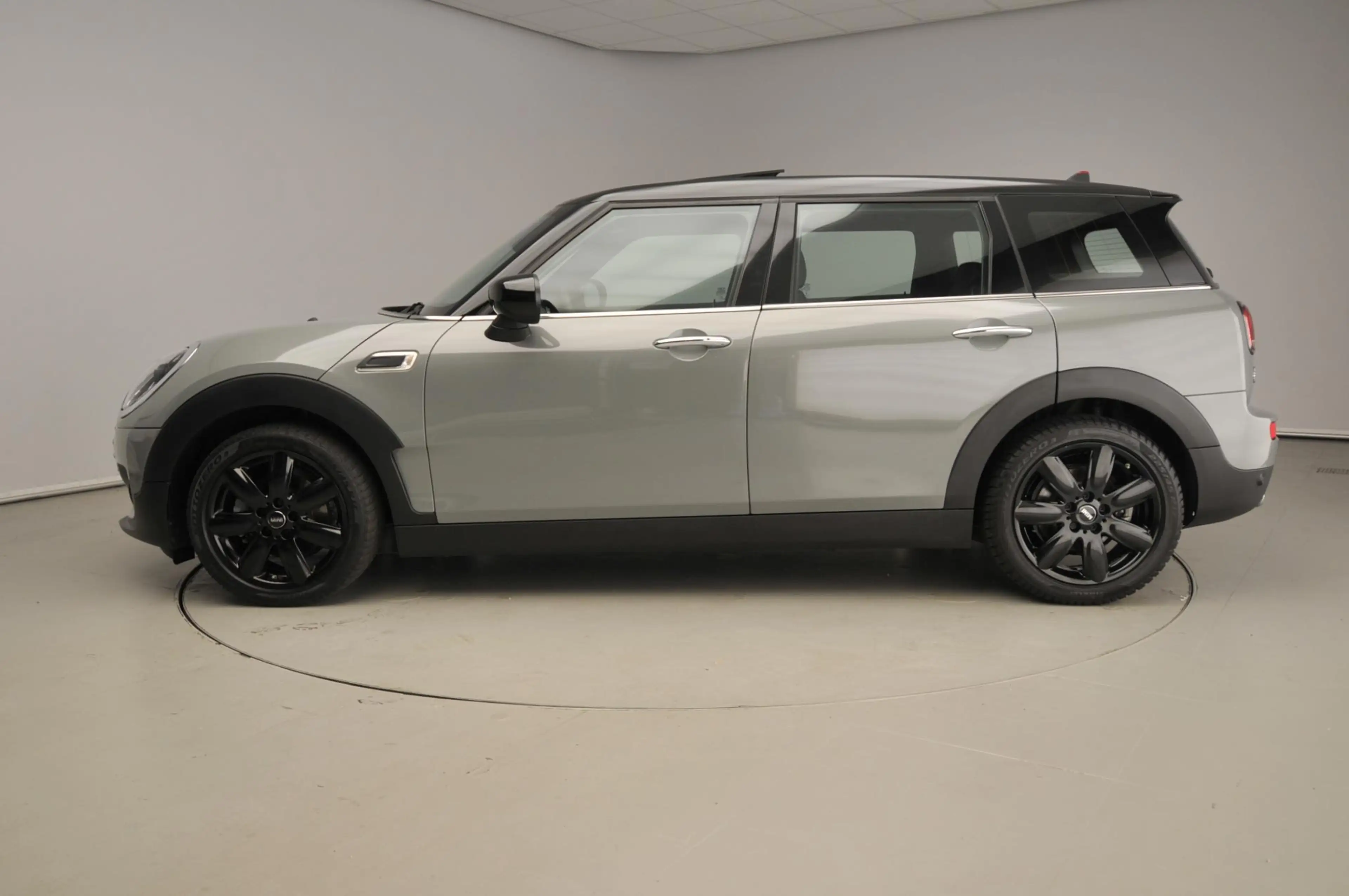 MINI Cooper Clubman 1.5 | LED | Leder | Navigatie | Panoramadak | Spor — photo 2