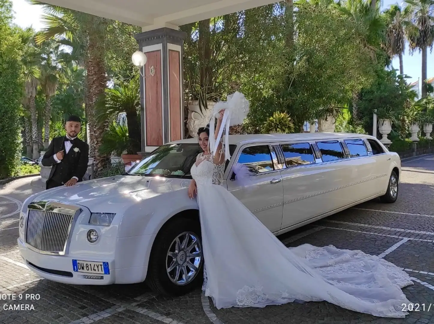 Chrysler 300C sedan 5.7 V8 hemi auto - 1