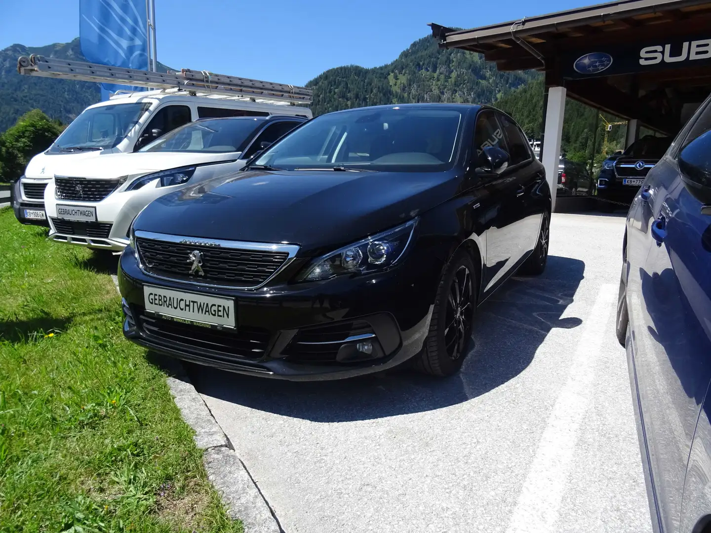 Peugeot 308 Style BlueHDi 130 6-Gang-Manuell Schwarz - 1