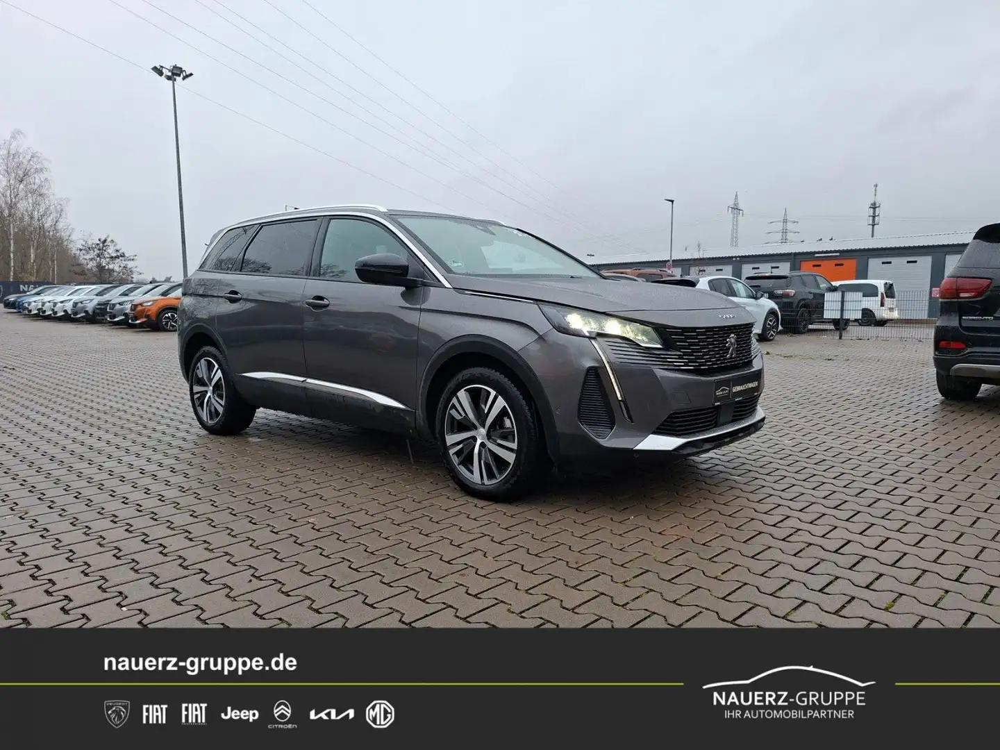Peugeot 5008 Allure Pack 130 7 Sitze Gris - 1