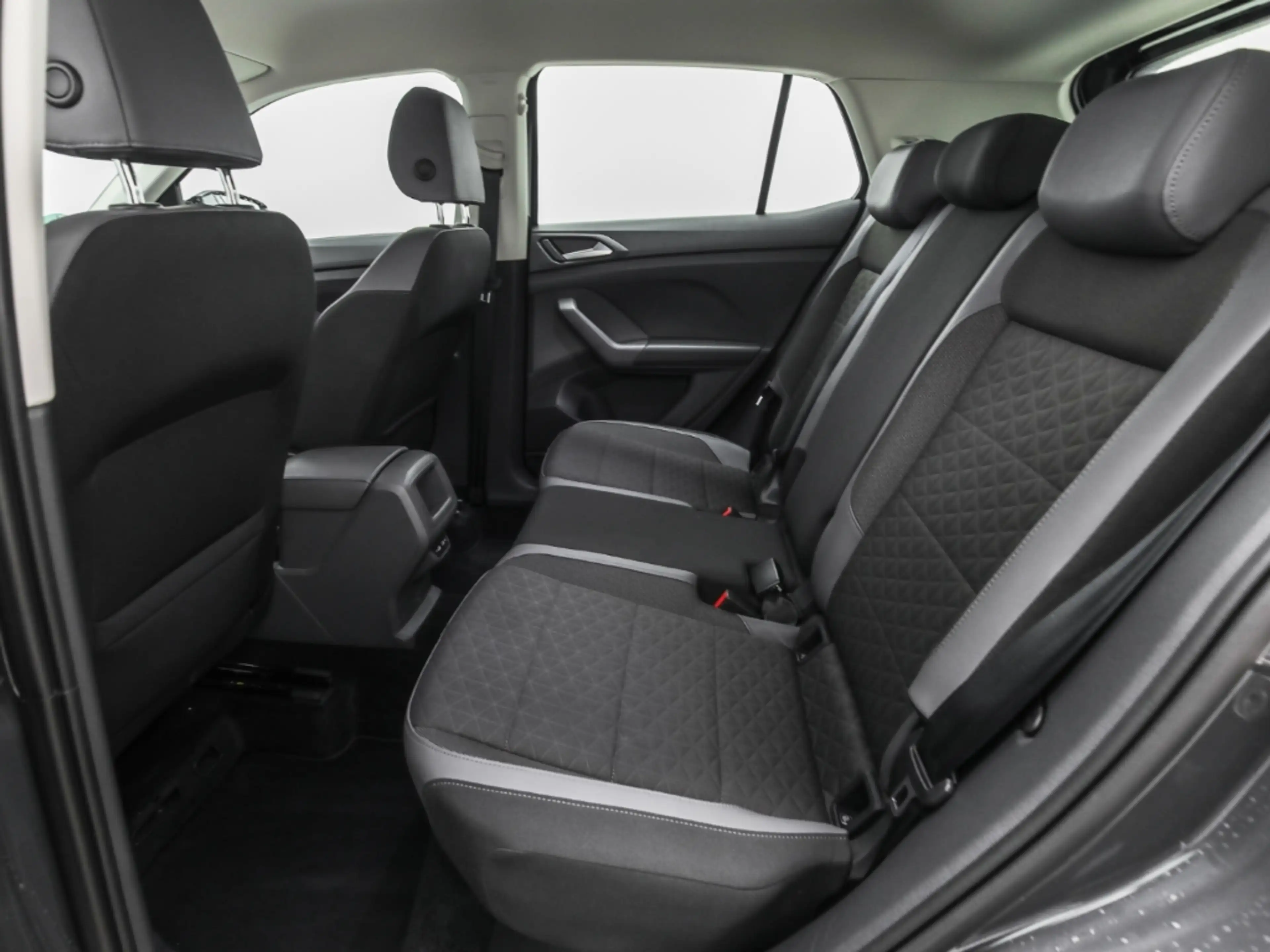 Volkswagen T-Cross 1.0 TSI Style Navi ACC LED — photo 12