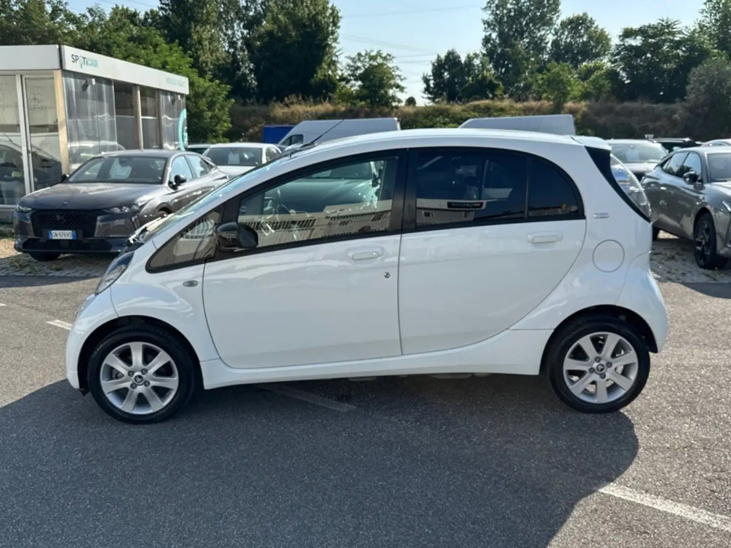 Citroen C-Zero Full Electric Seduction Blanc - 2