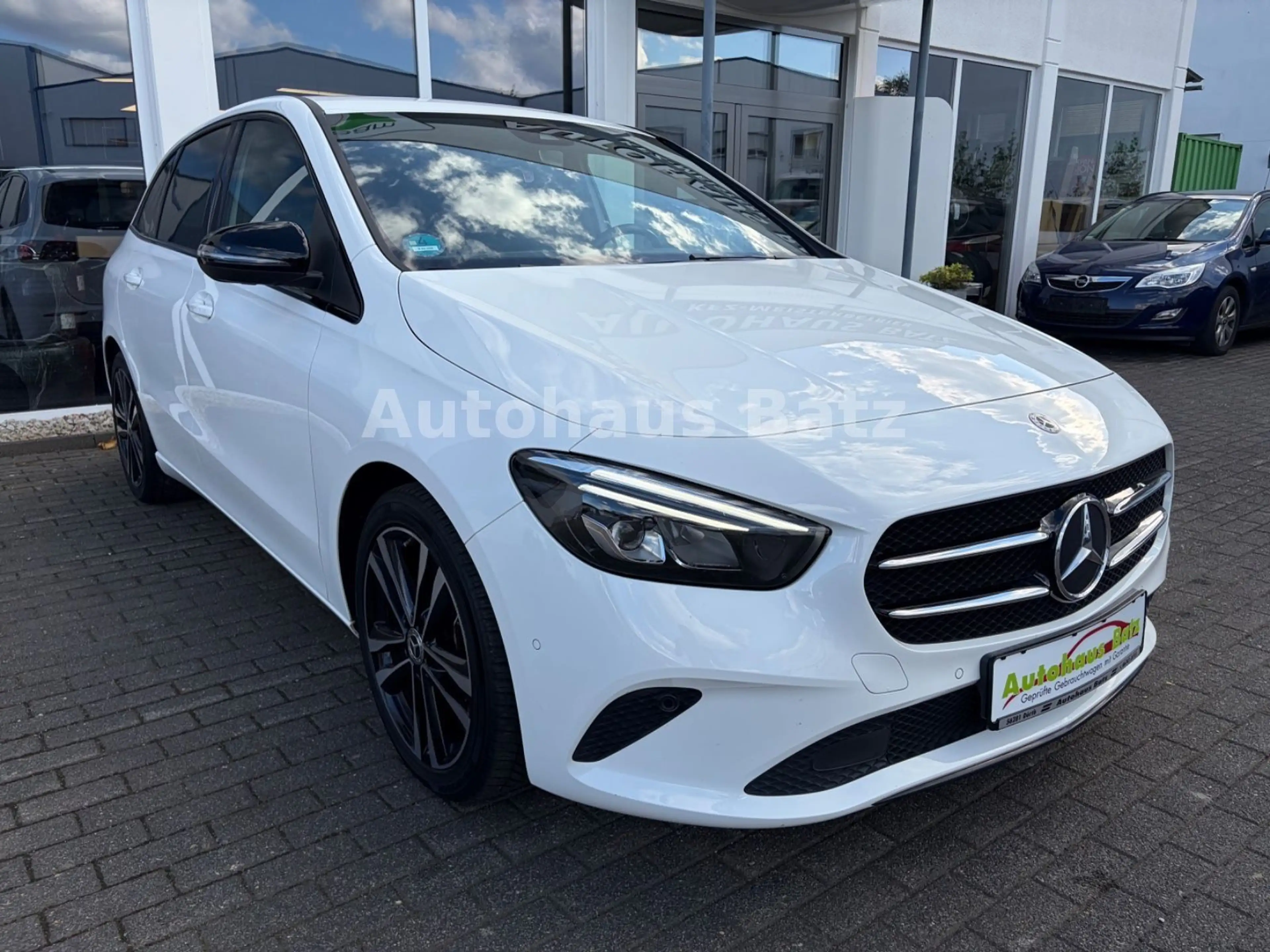 Mercedes-Benz B 180 Progressive Edition 19 Kamera*Led*Night — photo 10