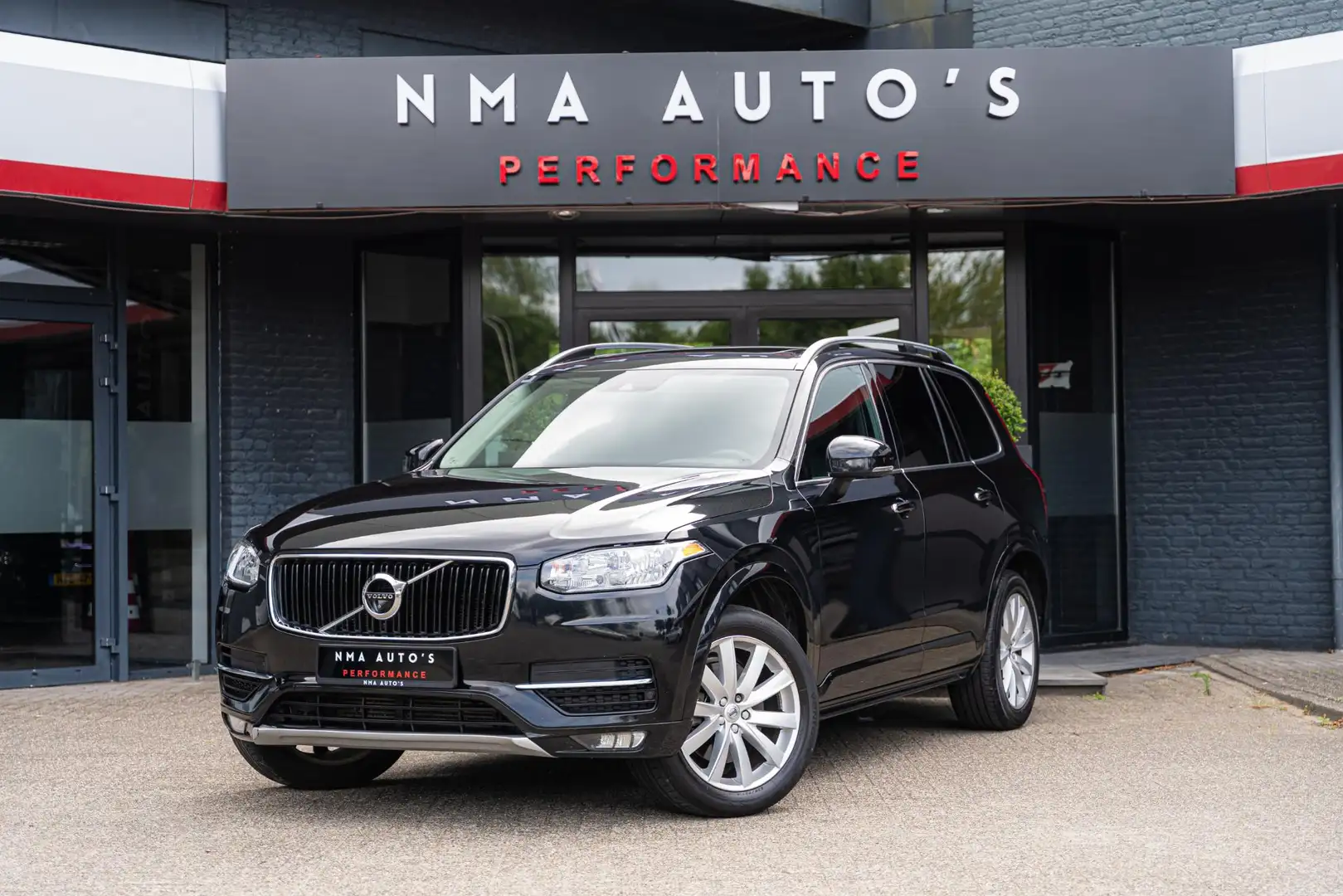 Volvo XC90 2.0 T6 AWD Inscription 7 ZITS | PANO | KEYLESS | 3 Zwart - 1