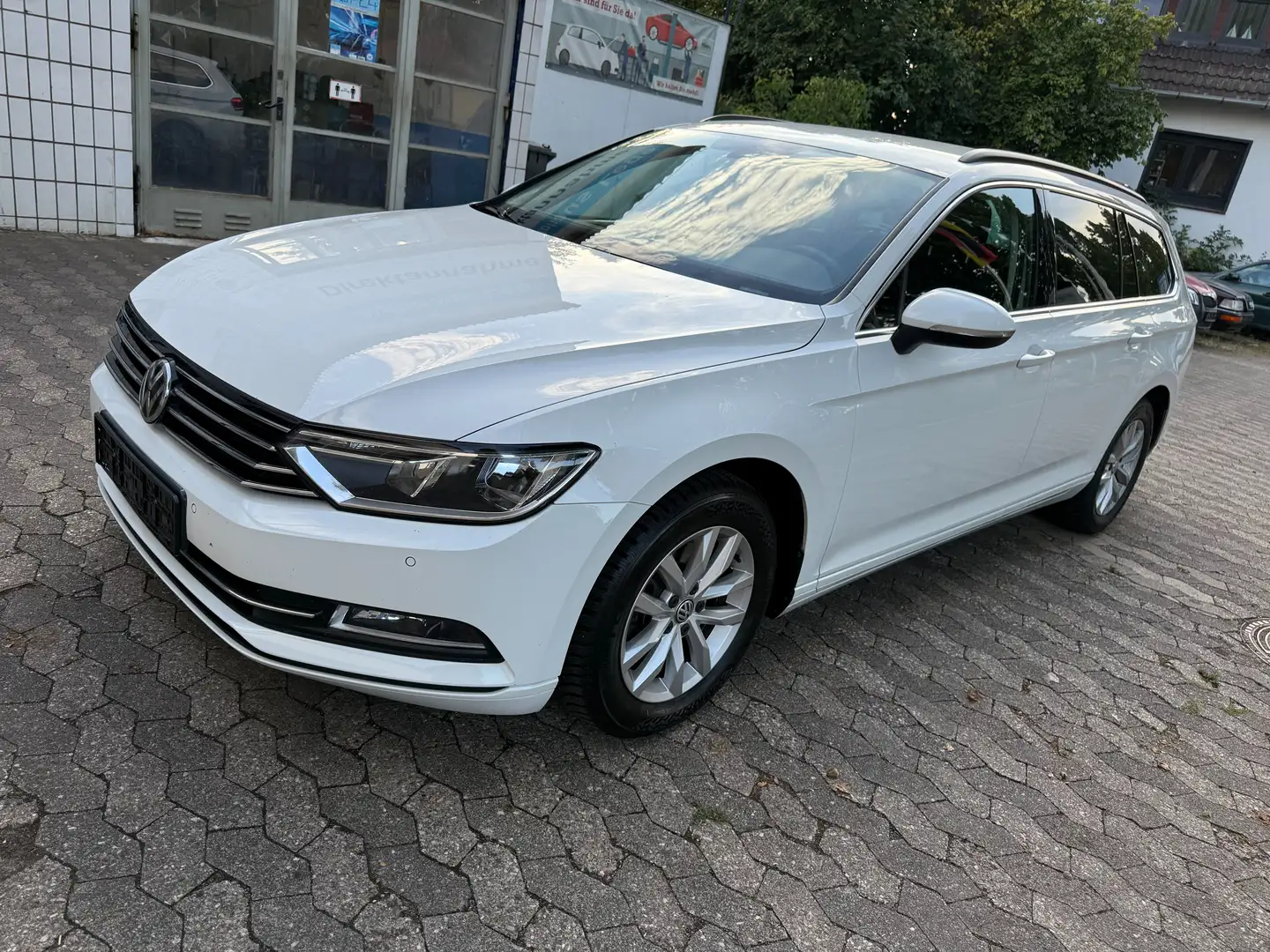Volkswagen Passat Variant Passat Variant 1.5 TSI OPF DSG Comfortline.Tuv Neu Weiß - 2