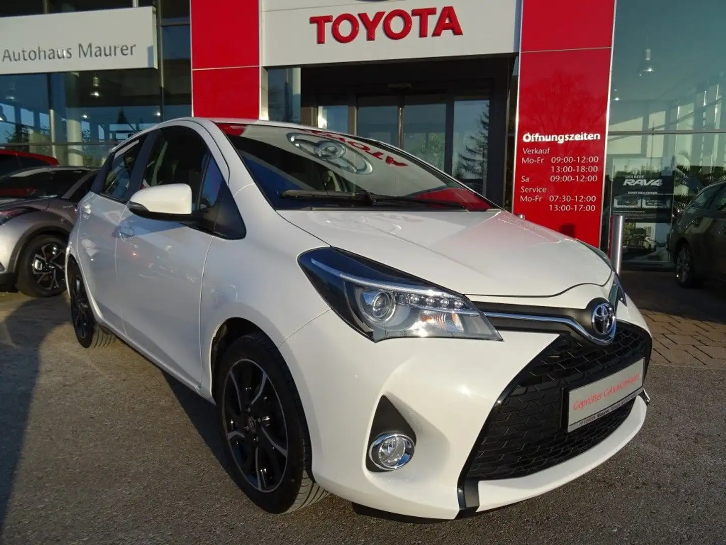 Toyota Yaris 1.33 VVT-i S Sport Keyless Sitzheizung Bianco - 2