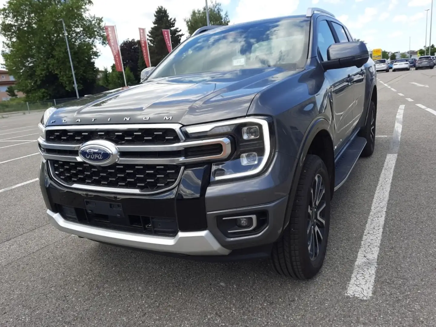 Ford Ranger DOKA Platinum 3.0l EcoBlue LED, AHK, RFK Gris - 2