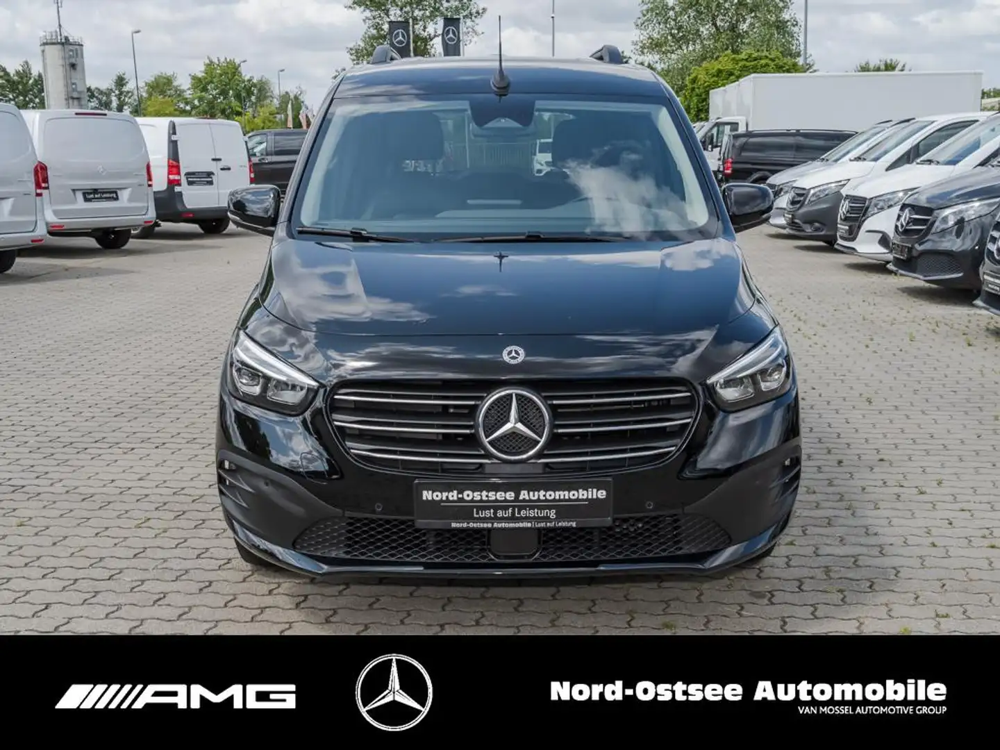 Mercedes-Benz T-Class T 180 NAVI 2X KLIMA AHK 6 GANG SHZ LED KAM TEMPO Чорний - 2