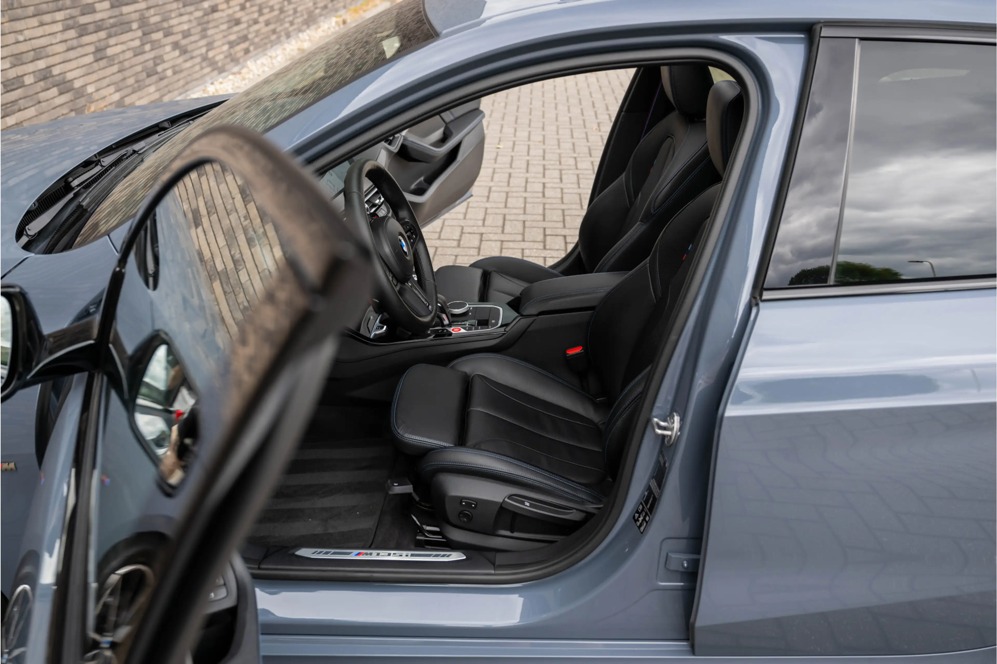 BMW 135 1-serie M135i xDrive | Live Cockpit | Panorama | L — photo 19