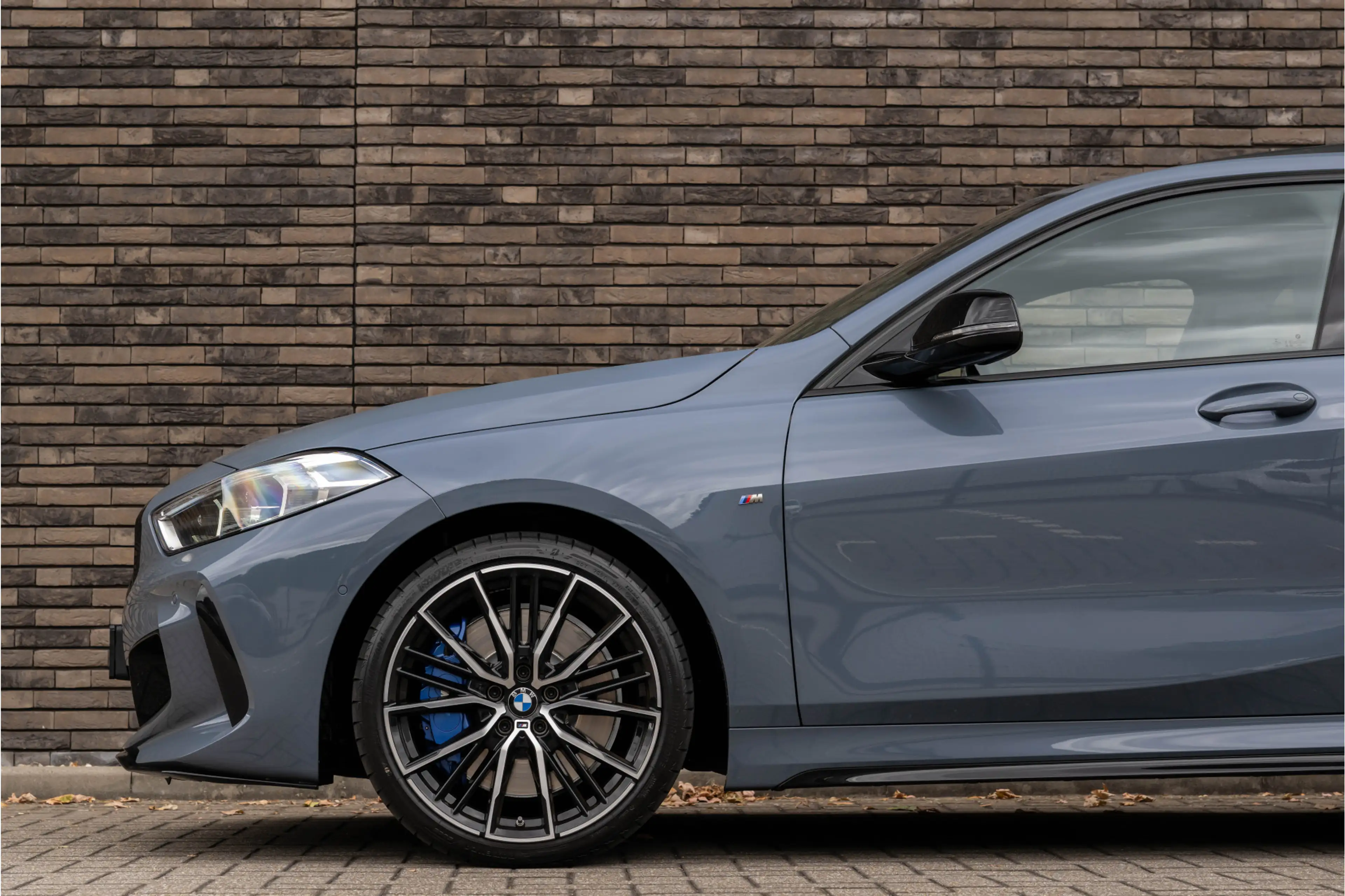 BMW 135 1-serie M135i xDrive | Live Cockpit | Panorama | L — photo 39