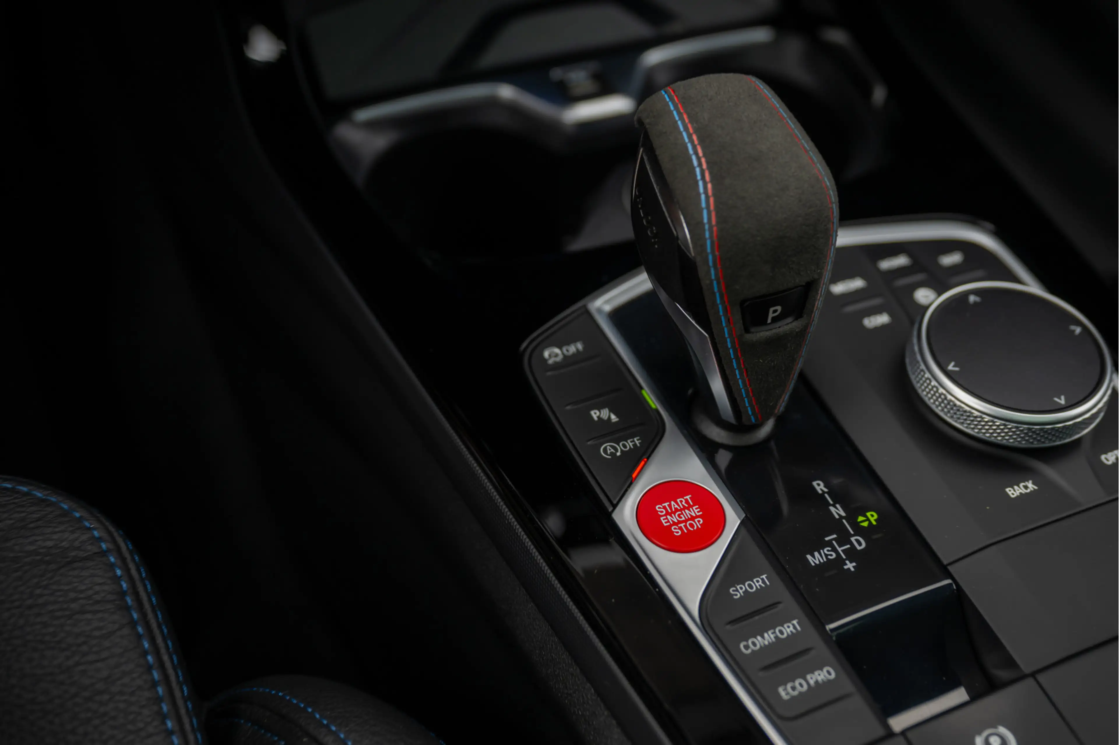 BMW 135 1-serie M135i xDrive | Live Cockpit | Panorama | L — photo 32