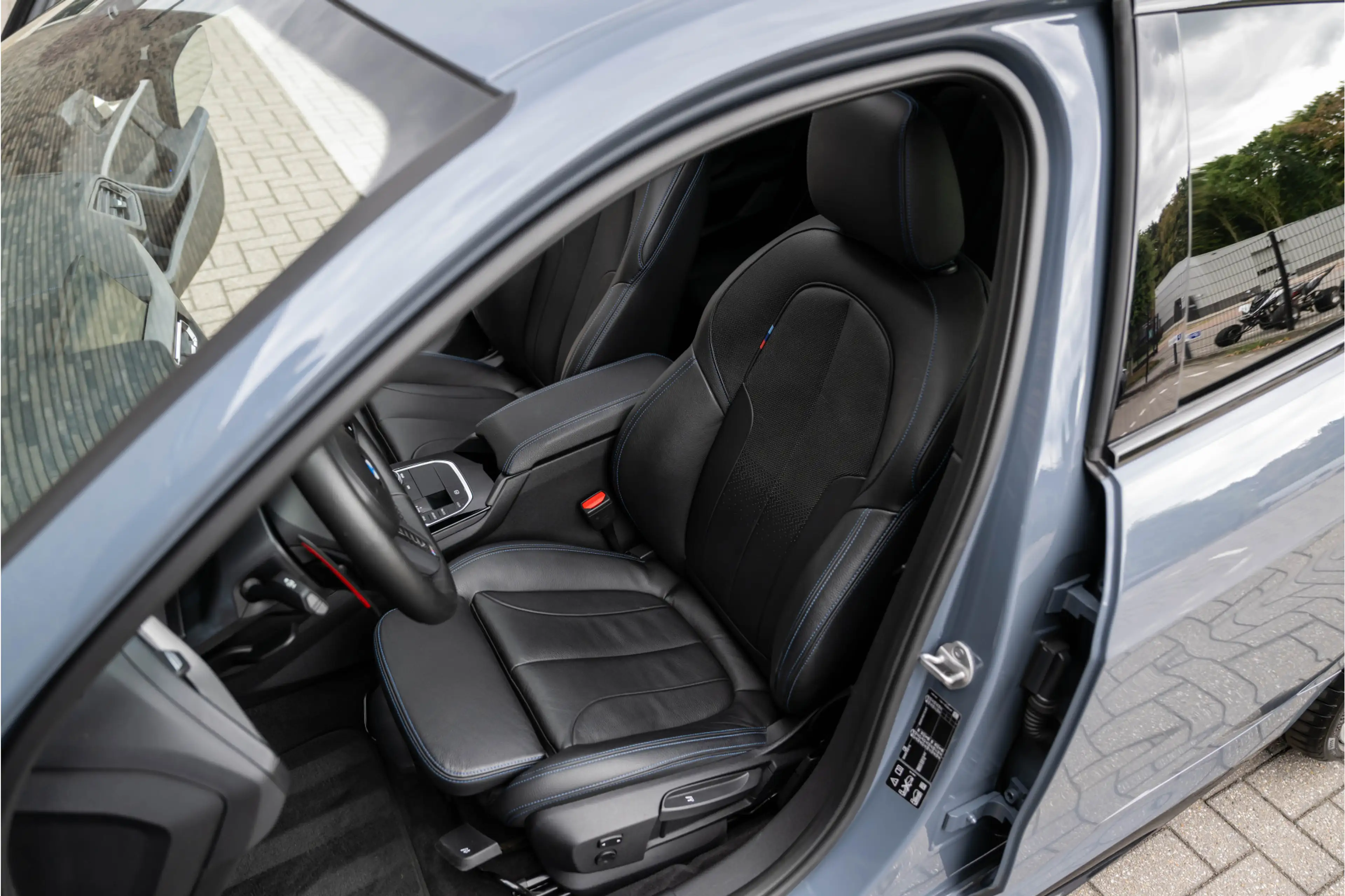 BMW 135 1-serie M135i xDrive | Live Cockpit | Panorama | L — photo 20