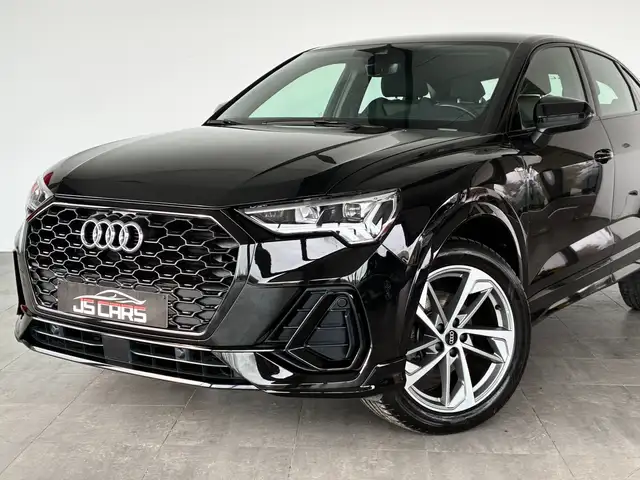 Audi Q3 view 2