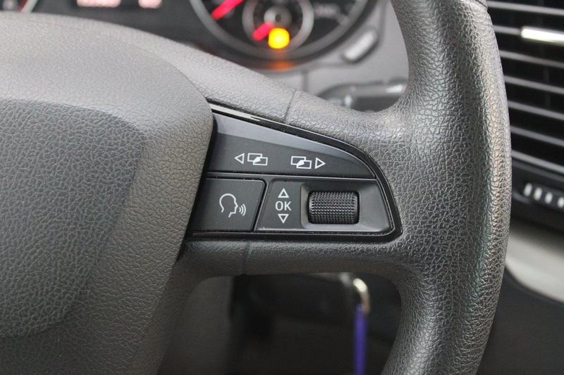 SEAT Alhambra Business TDI — photo 9