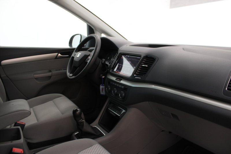 SEAT Alhambra Business TDI — photo 7