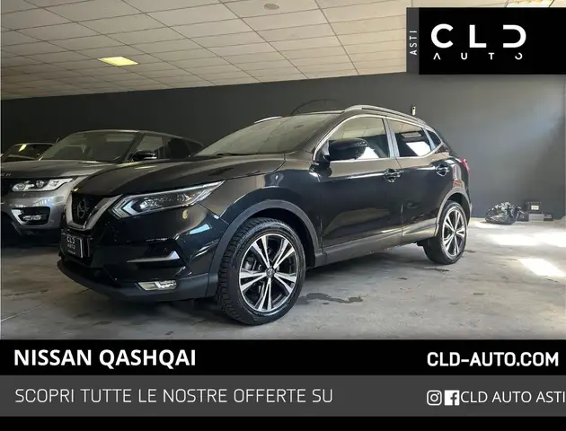 2018 Nissan Qashqai in Black for sale