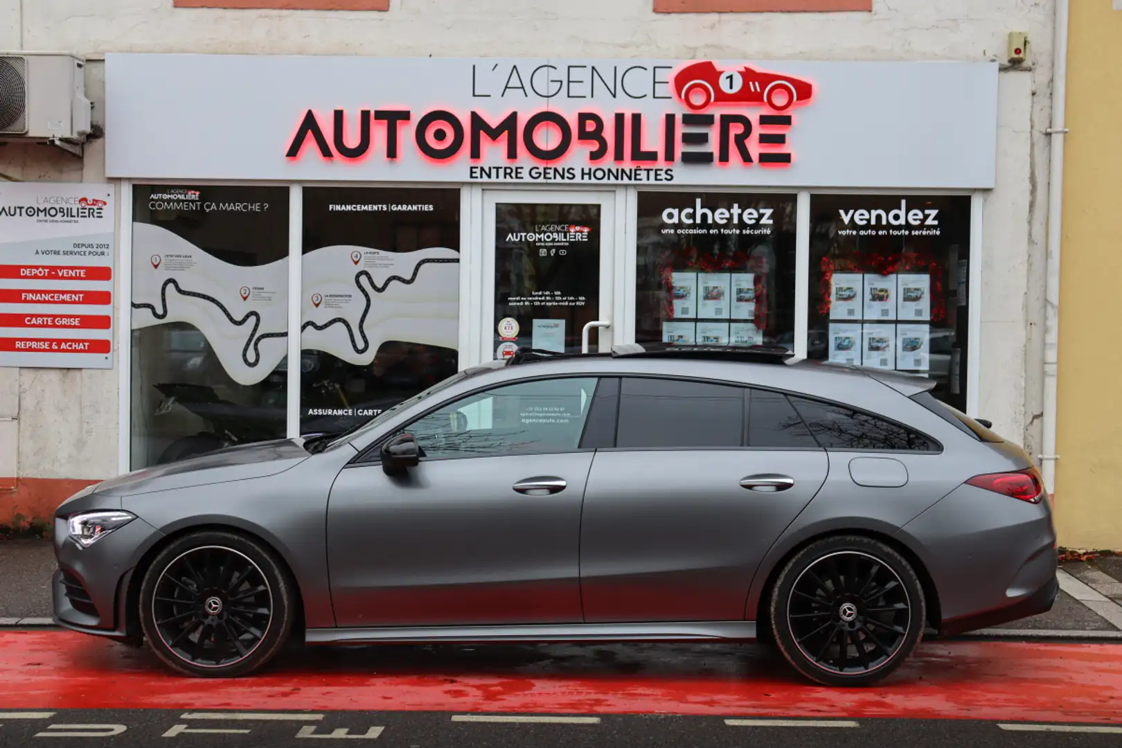 Mercedes-Benz CLA 200 Shooting brake 200 163ch AMG Line 7G-DCT (TO, Burm Grau - 2