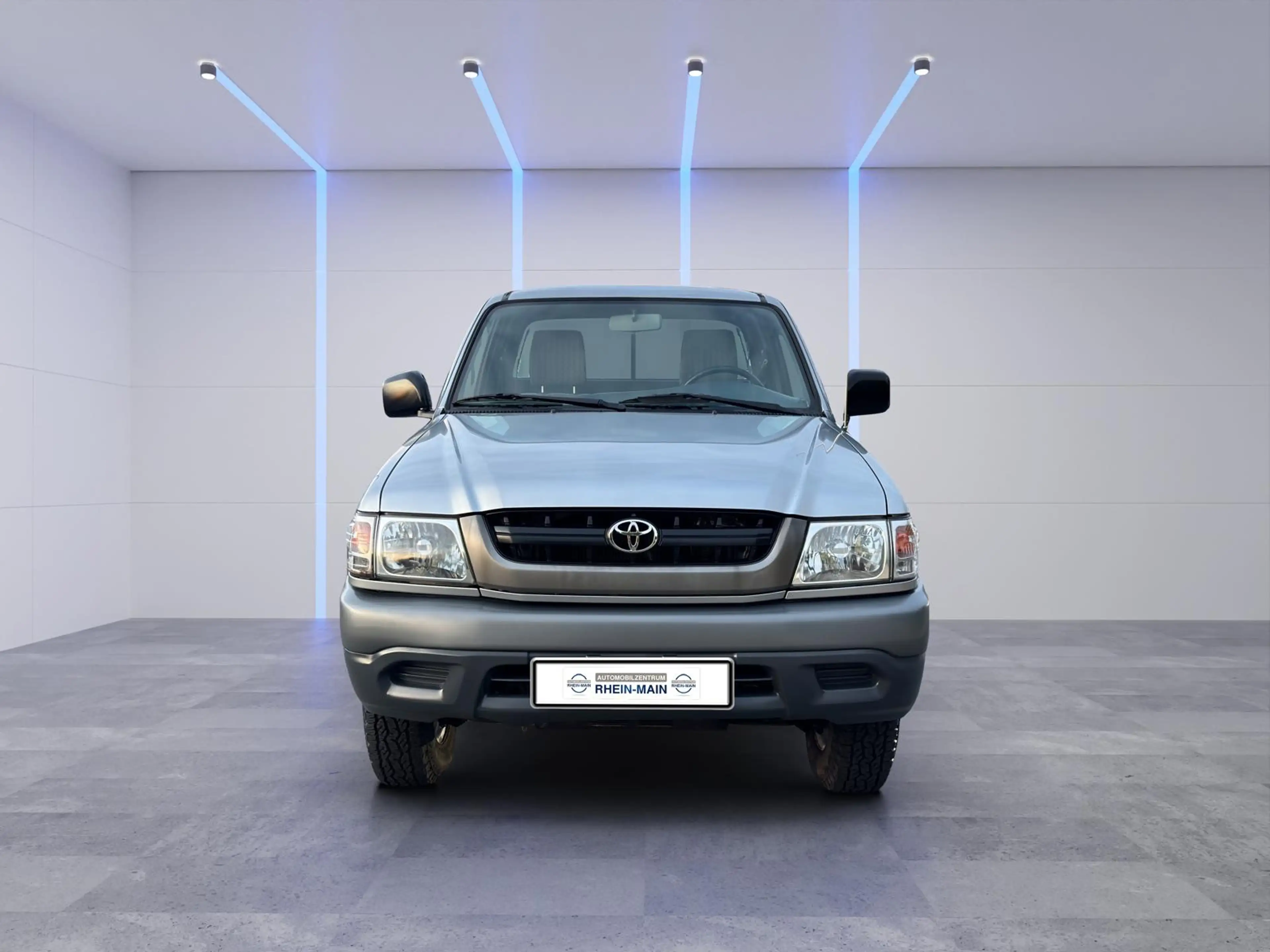 Toyota Hilux Xtra Cab4x4 Nur 25tsd. km! TOYOTA-Historie! DIFF L — photo 8