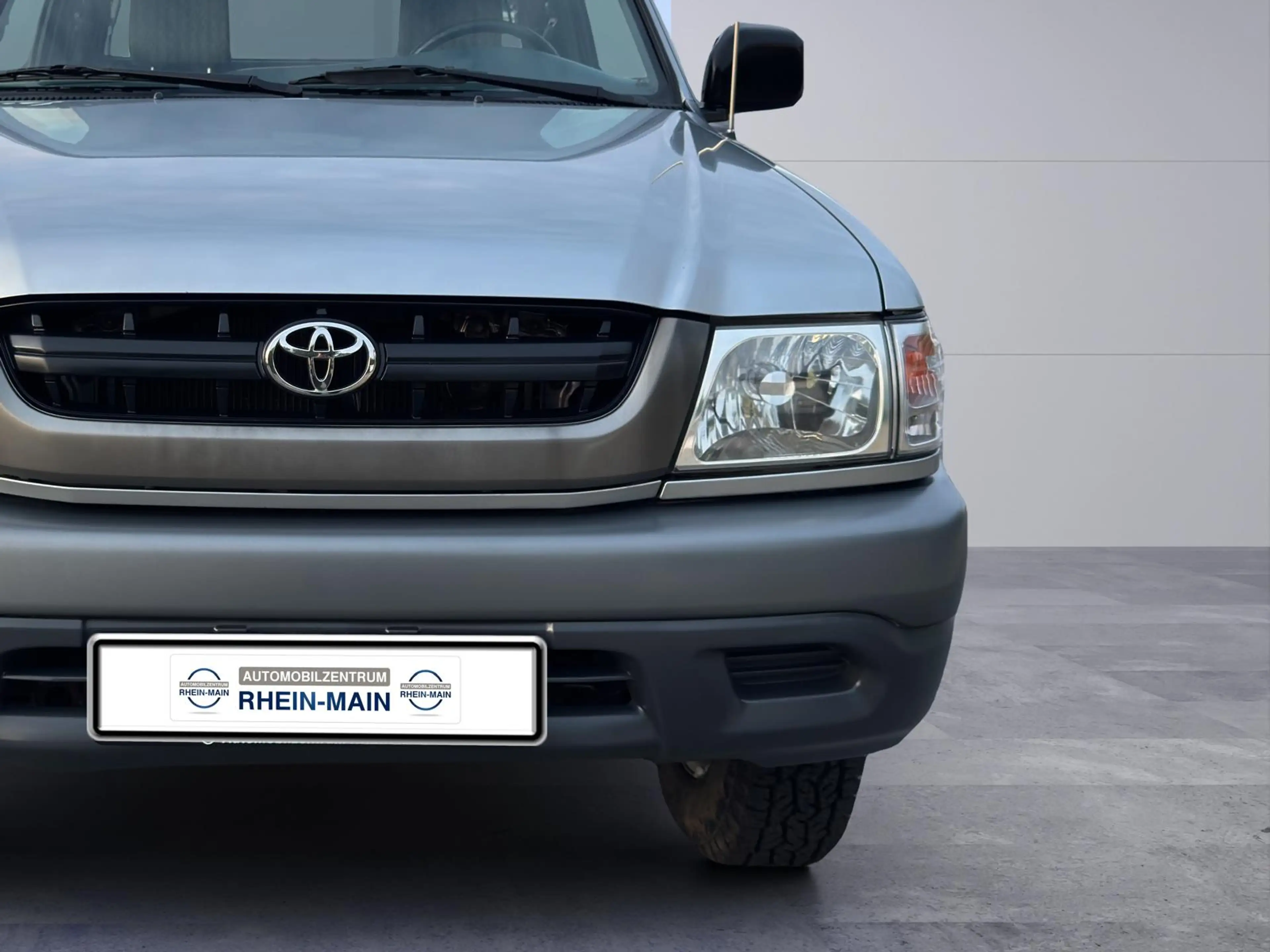 Toyota Hilux Xtra Cab4x4 Nur 25tsd. km! TOYOTA-Historie! DIFF L — photo 14