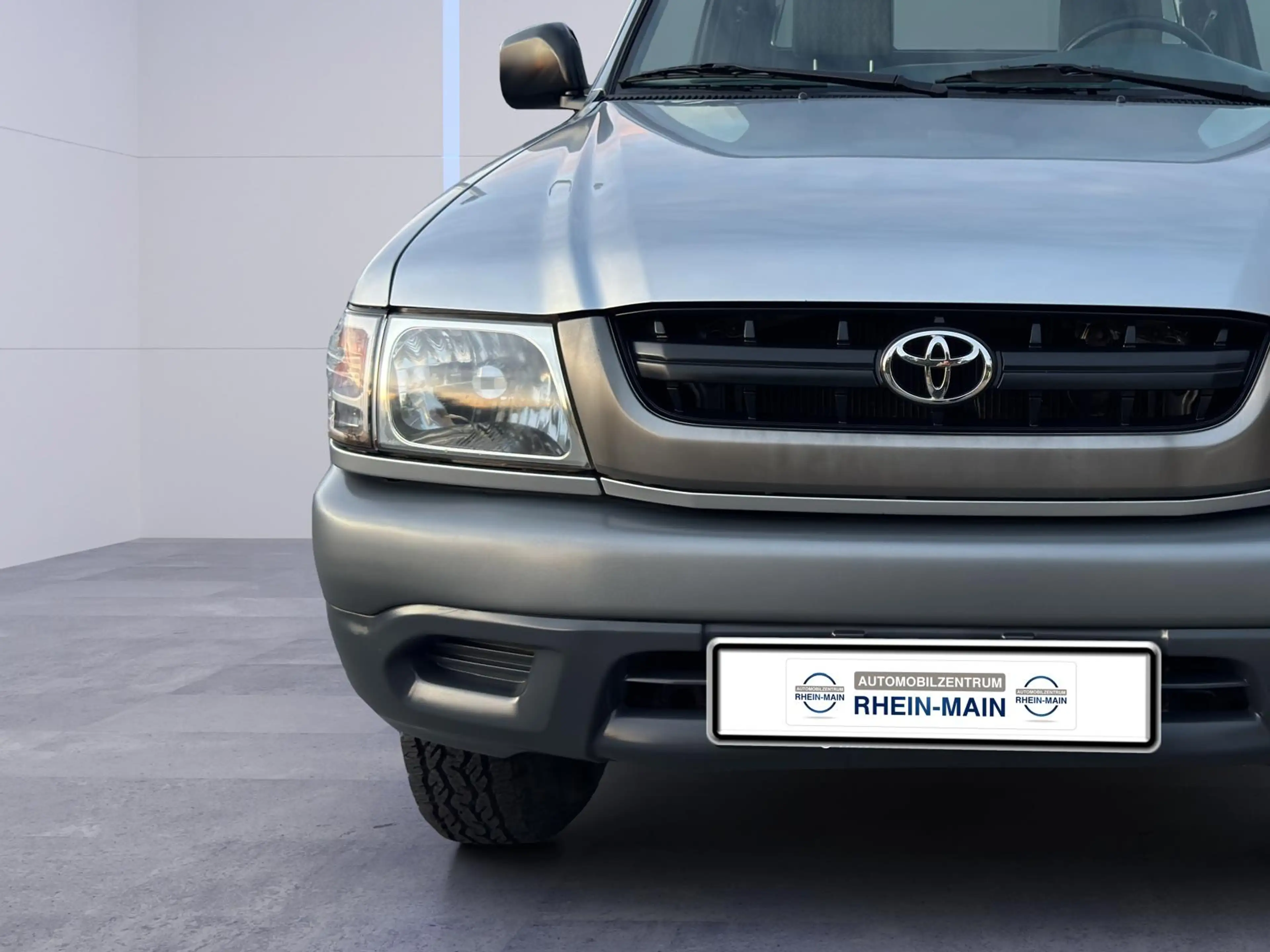 Toyota Hilux Xtra Cab4x4 Nur 25tsd. km! TOYOTA-Historie! DIFF L — photo 13