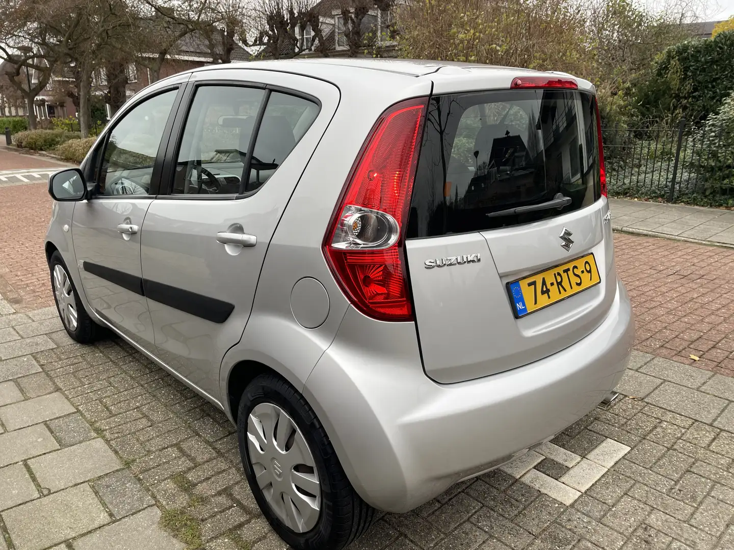 Suzuki Splash Splash 1.2 Comfort Zilver - 2