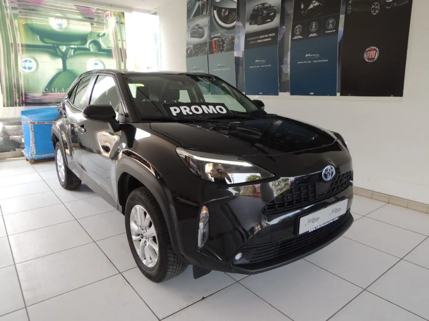 Toyota Yaris Cross 1.5 Hybrid 5p. E-CVT Business Schwarz - 1