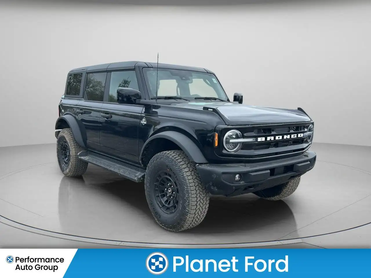 Ford Bronco снимка Ford Bronco