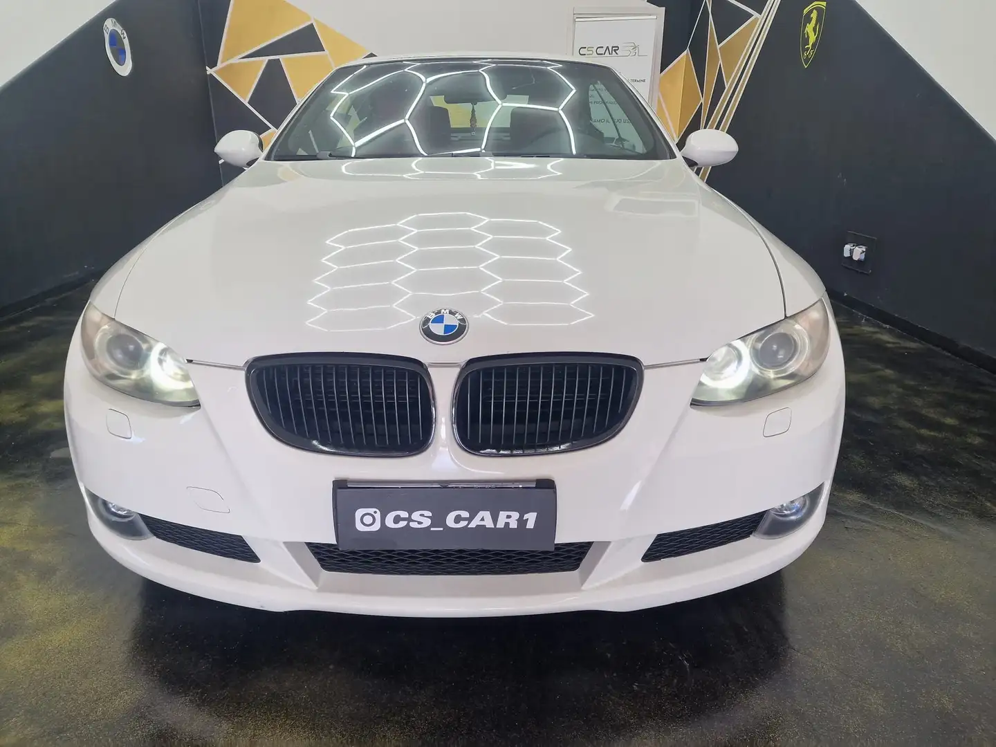 BMW 320 Serie 3 E93 Cabrio 320i Cabrio Futura 170cv Bianco - 2