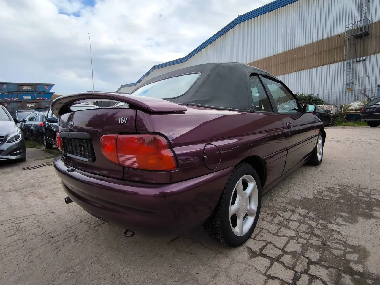 Ford Escort 1.8 16V XR3i / Tüv NEU/ Oldtimer/2. Hand/ elekt. Verdeck, foto 5