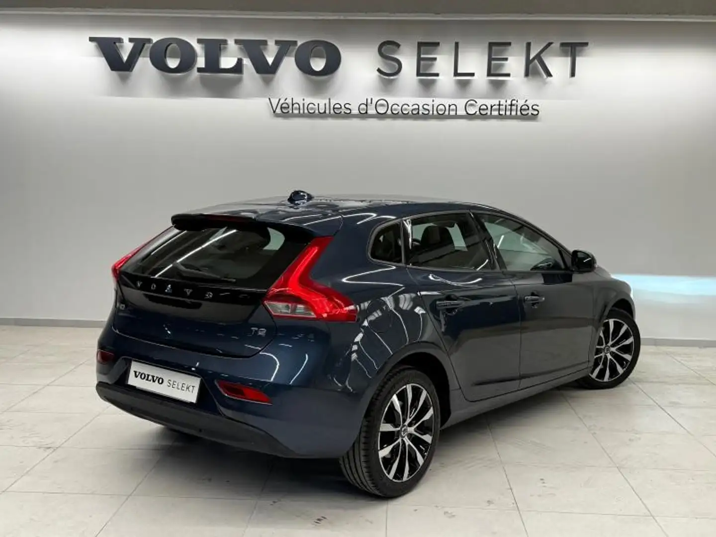 Volvo V40 T2 122ch Signature Edition Geartronic Bleu - 2